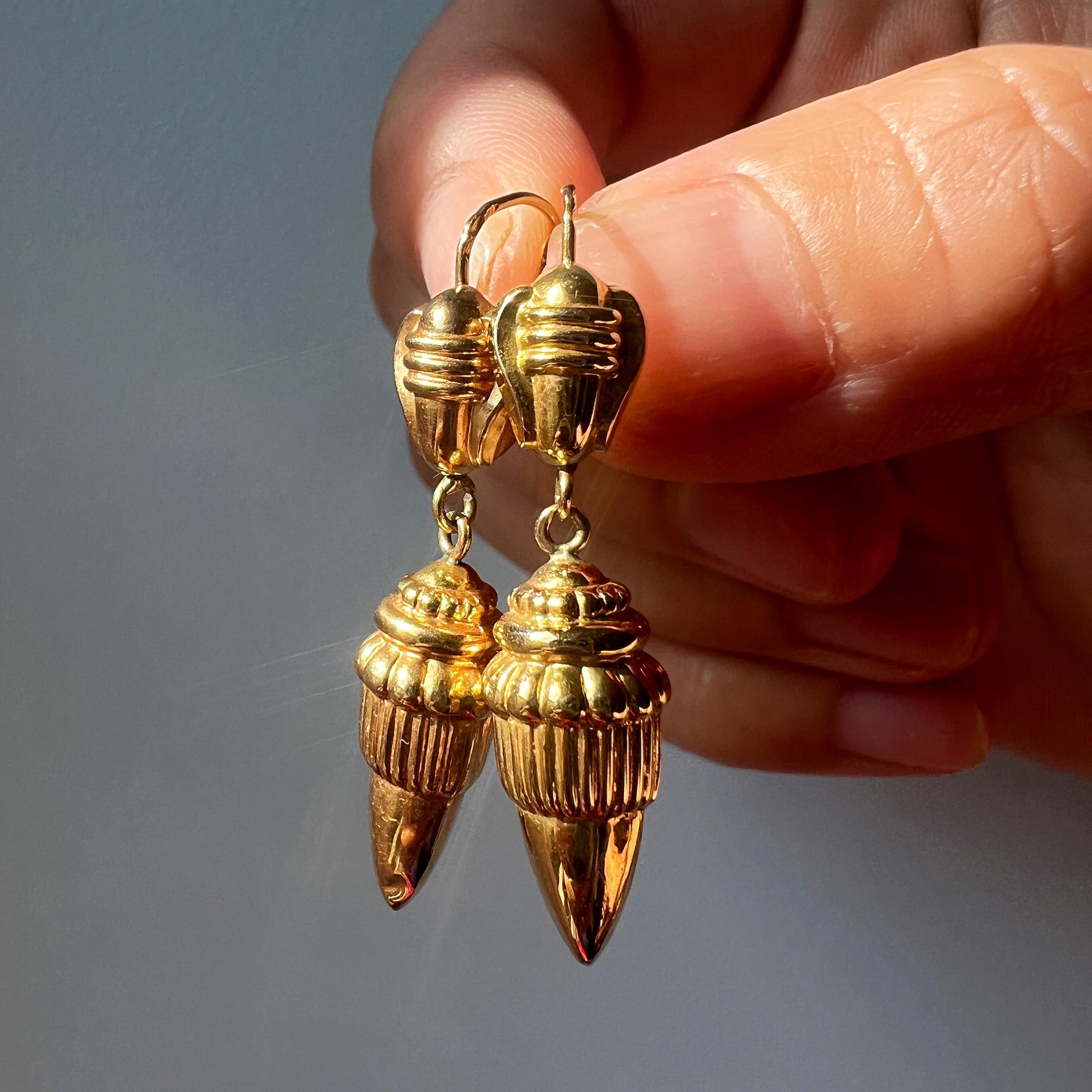 Gold and eye-catching, these archaeological revival style earrings act as timeless staples for collectors. The symbolism behind also makes them very special since acorn, as a seed, is the symbol of growth and unlimited potential – they grow into the