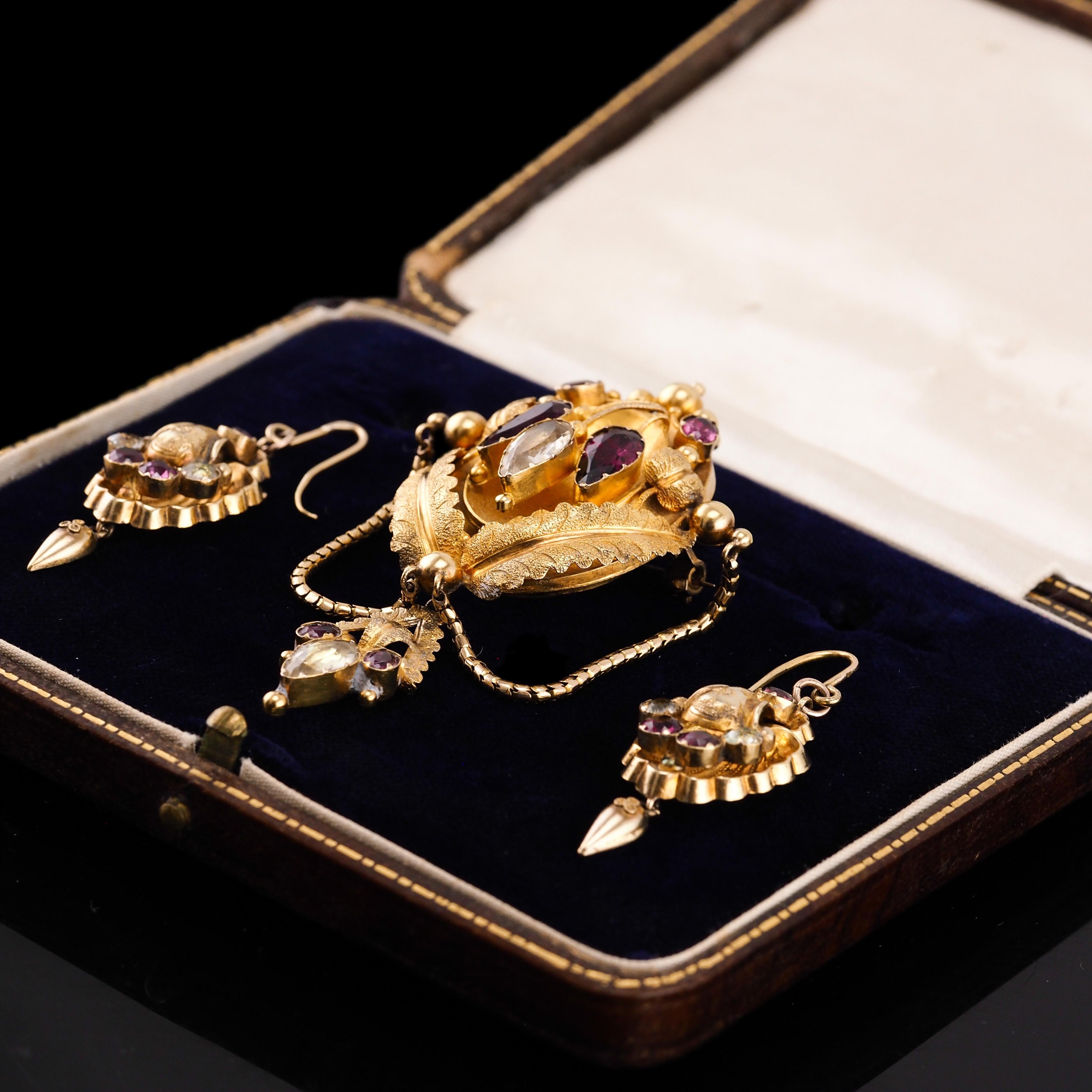 Antique 18K Gold Brooch Pendant & Earrings Garnet & Chrysoberyl - c.1870 For Sale 9