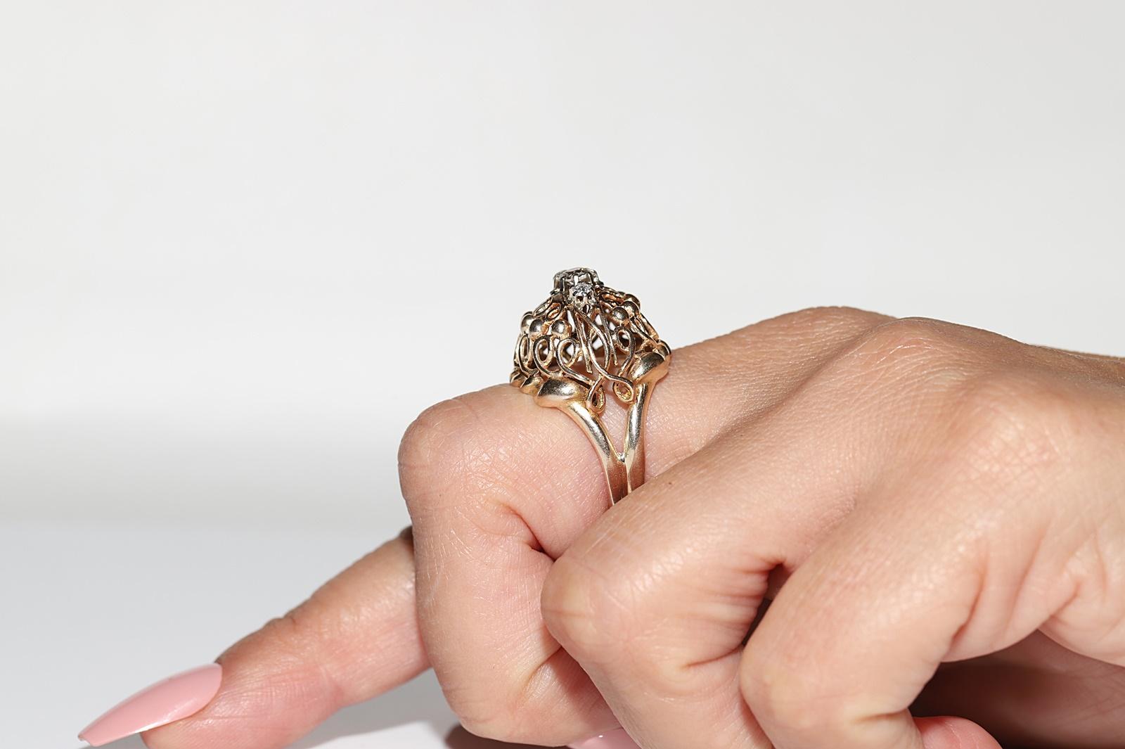 Antique 18k Gold Circa 1900s Natural Diamond Decorated Pretty Ring For Sale 11