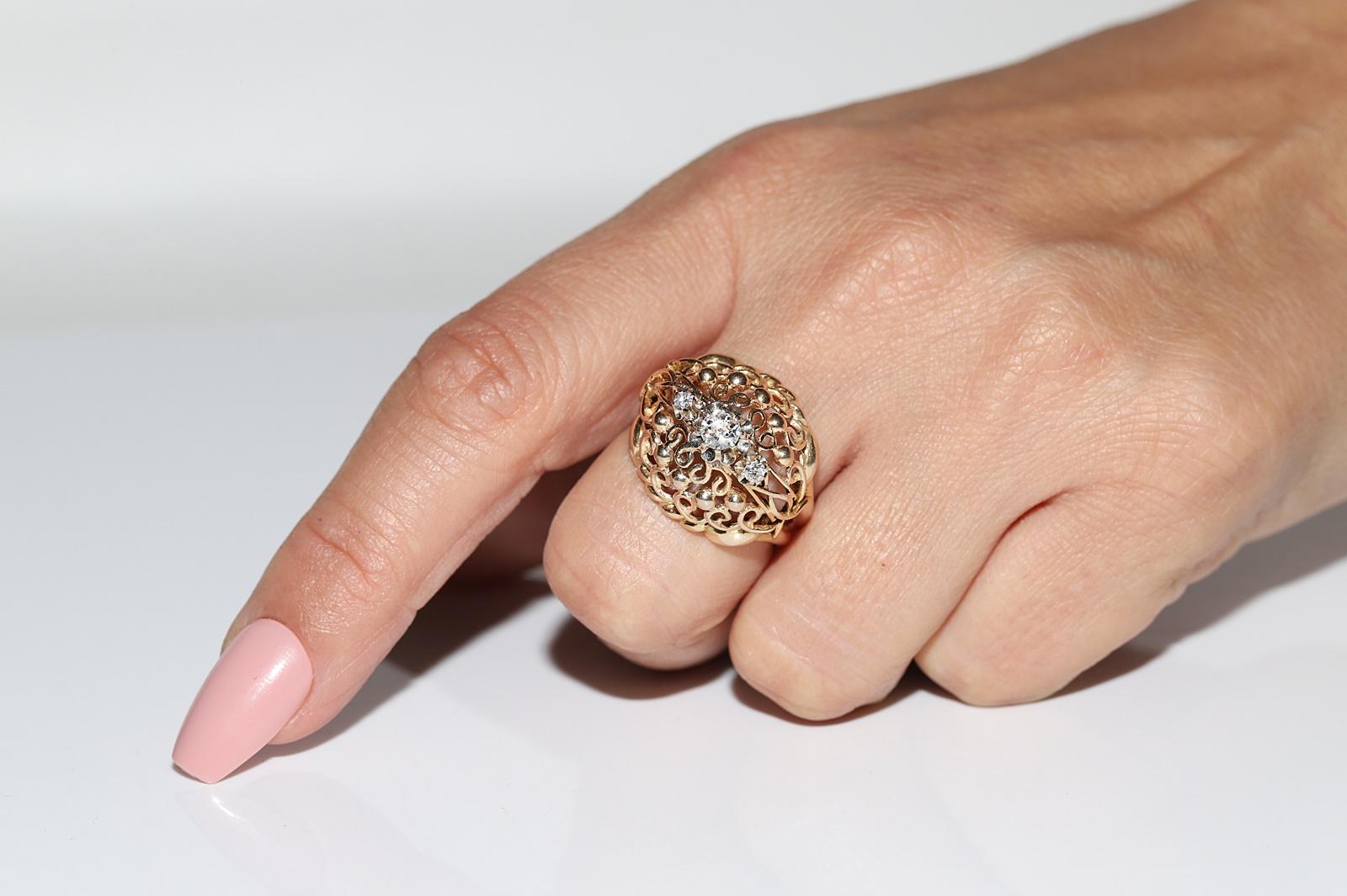 Antique 18k Gold Circa 1900s Natural Diamond Decorated Pretty Ring For Sale 12