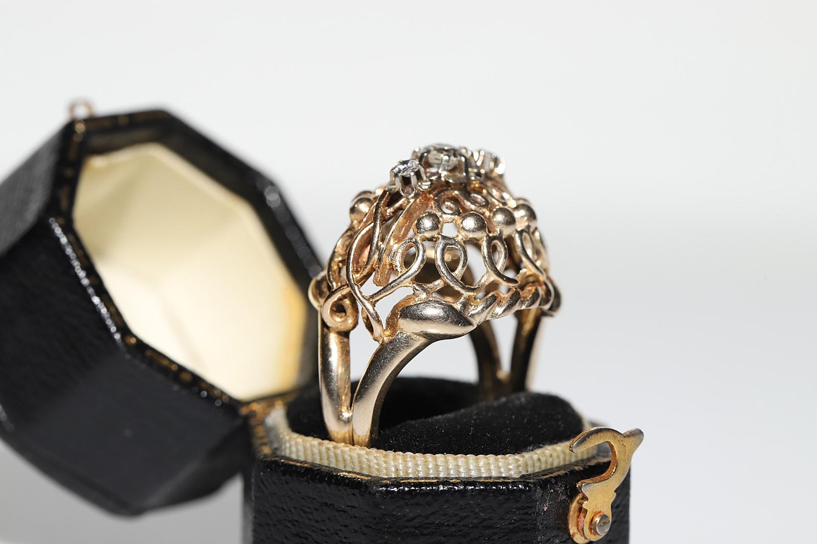 Late Victorian Antique 18k Gold Circa 1900s Natural Diamond Decorated Pretty Ring  For Sale