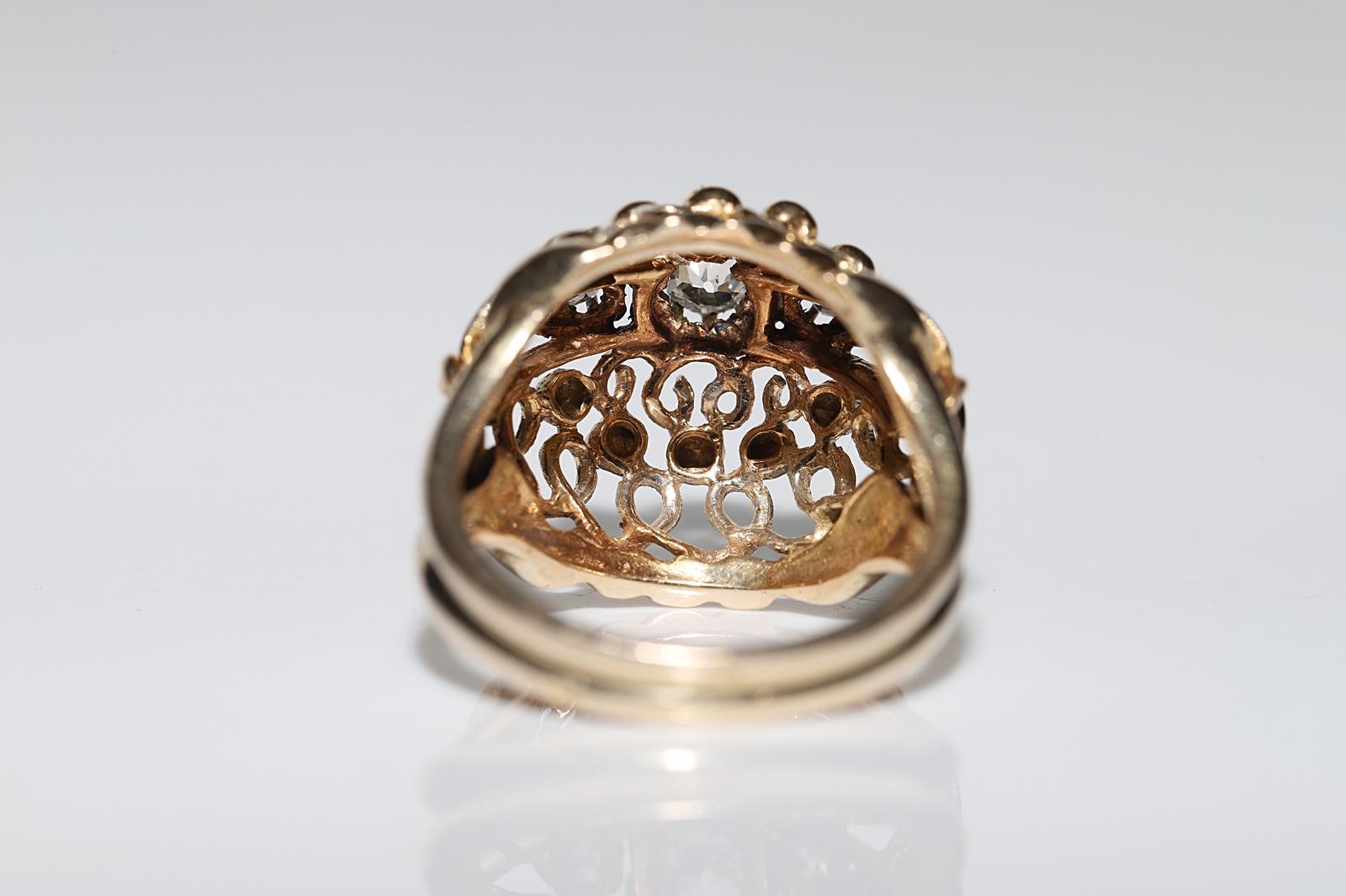 Antique 18k Gold Circa 1900s Natural Diamond Decorated Pretty Ring For Sale 2