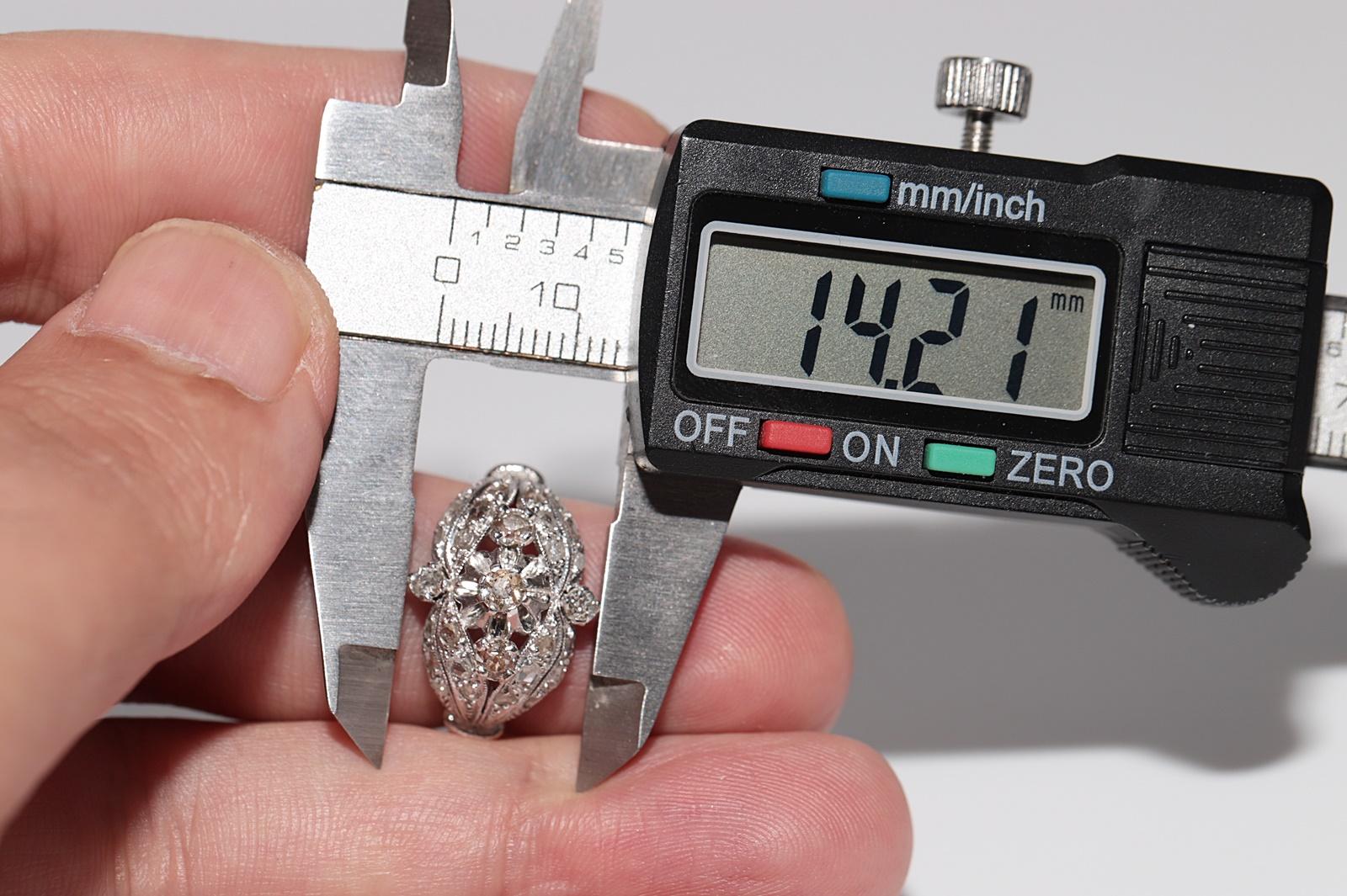 Anello antico in oro 18k, circa 1920, Art Decor, fatto a mano e con diamanti naturali in vendita 5