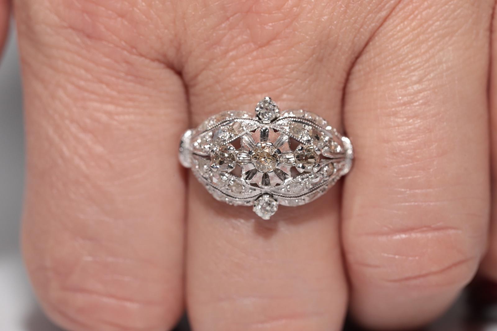 Anello antico in oro 18k, circa 1920, Art Decor, fatto a mano e con diamanti naturali in vendita 9