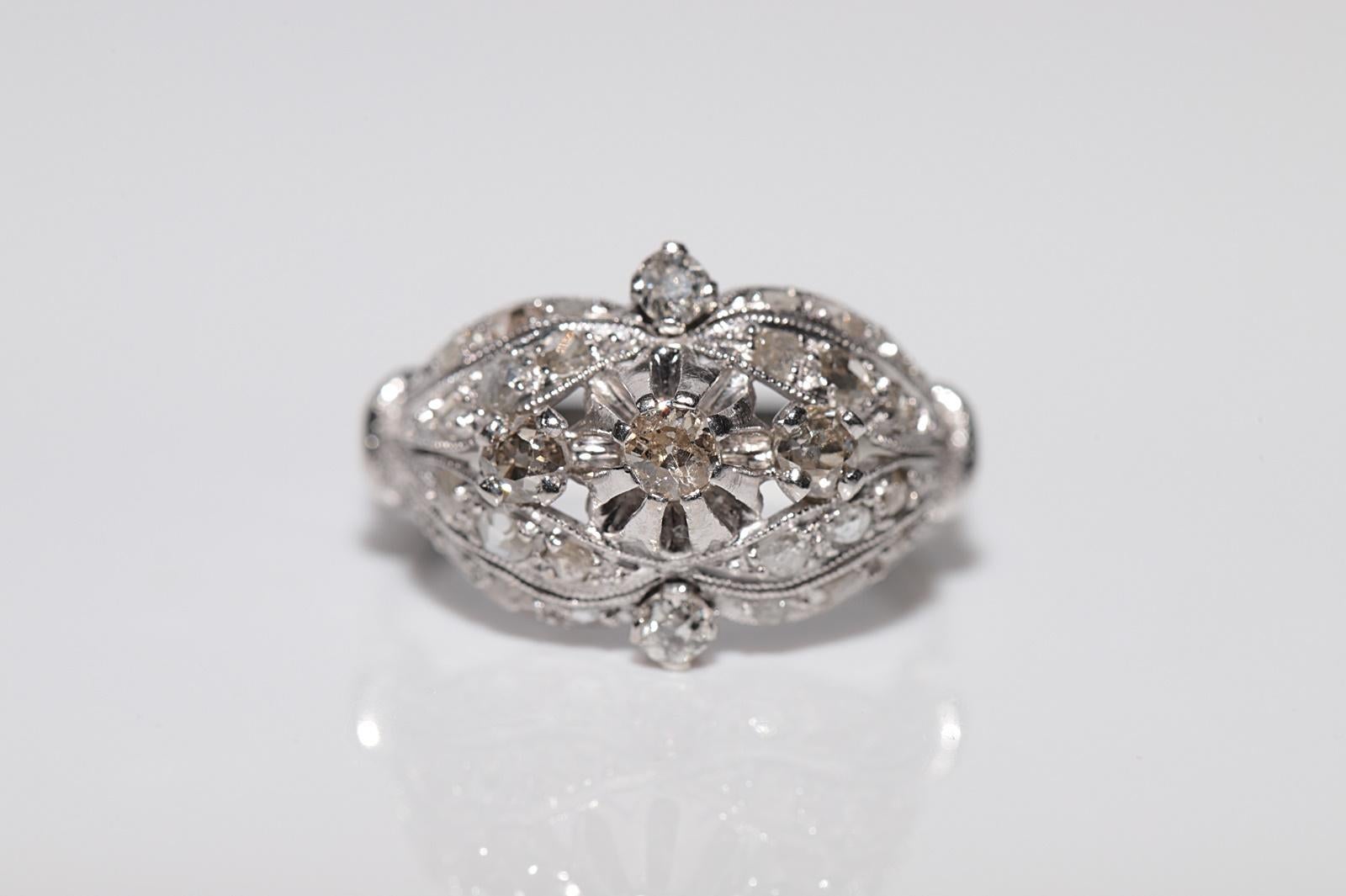 Taglio a rosa Anello antico in oro 18k, circa 1920, Art Decor, fatto a mano e con diamanti naturali in vendita