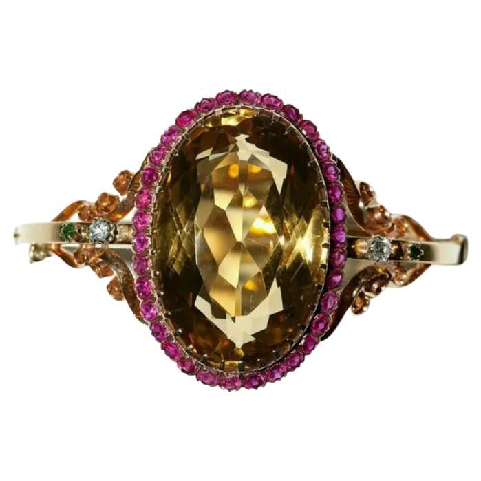Antique Citrine And Ruby Gold Bangle Bracelet In Good Condition For Sale In Cairo, EG
