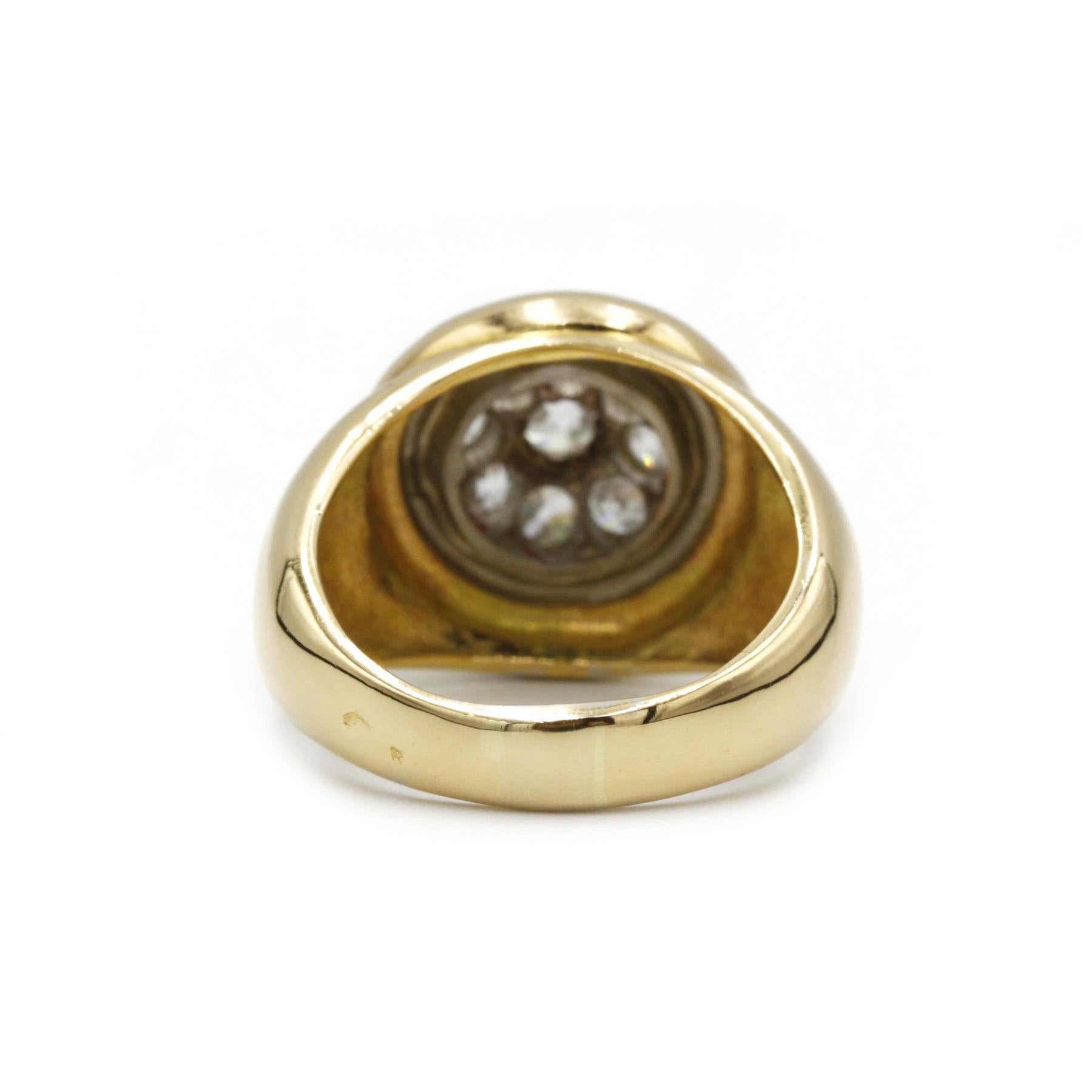 Bague grappe ancienne en or 18 carats avec 2 carats de diamants taille vieille mine et diamants d'accentuation Bon état - En vente à MONTMORENCY, FR
