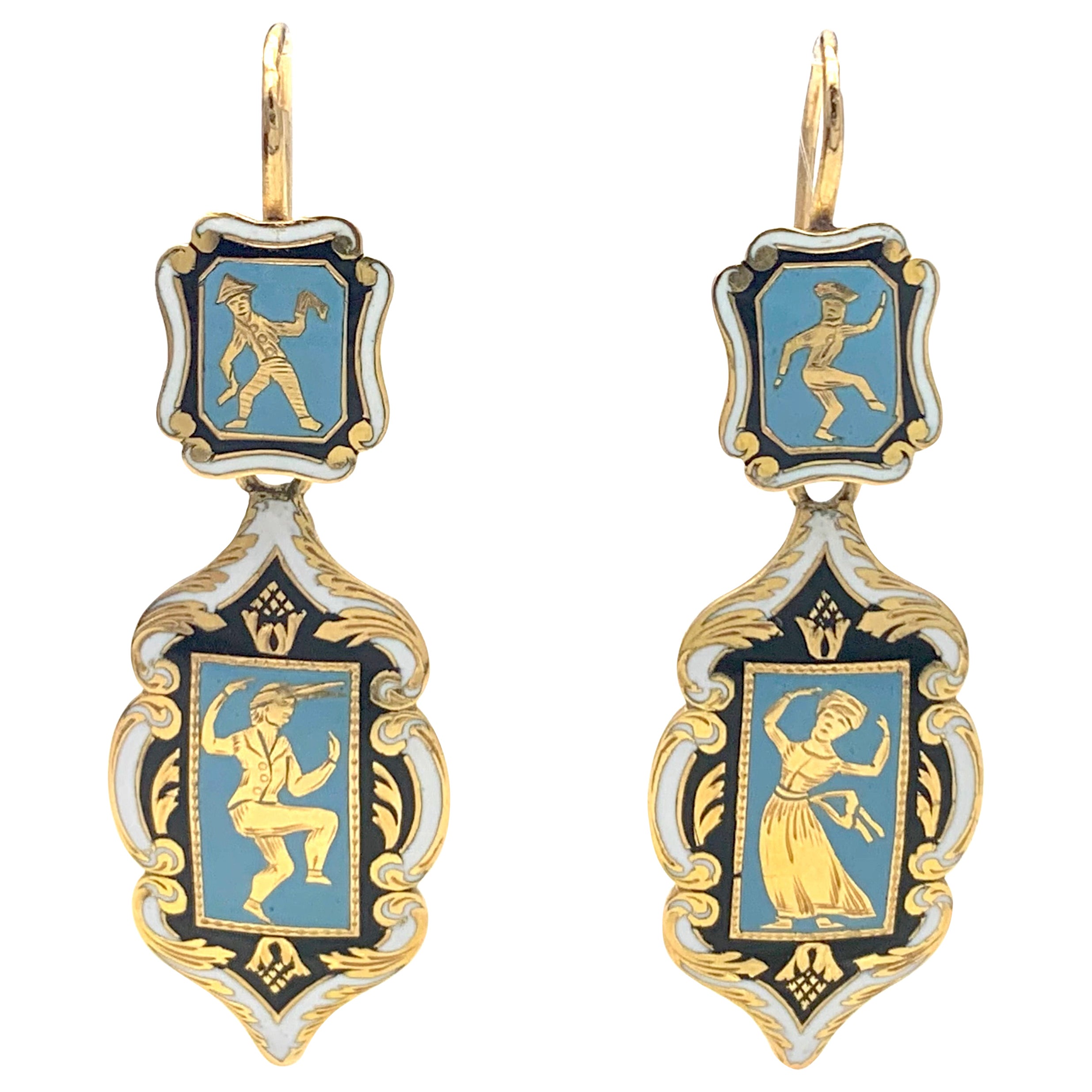 Antike baumelnde Ohrringe aus 18 Karat Gold mit Tänzern in Blassblau, Schwarz und Weiß-Emaille im Angebot