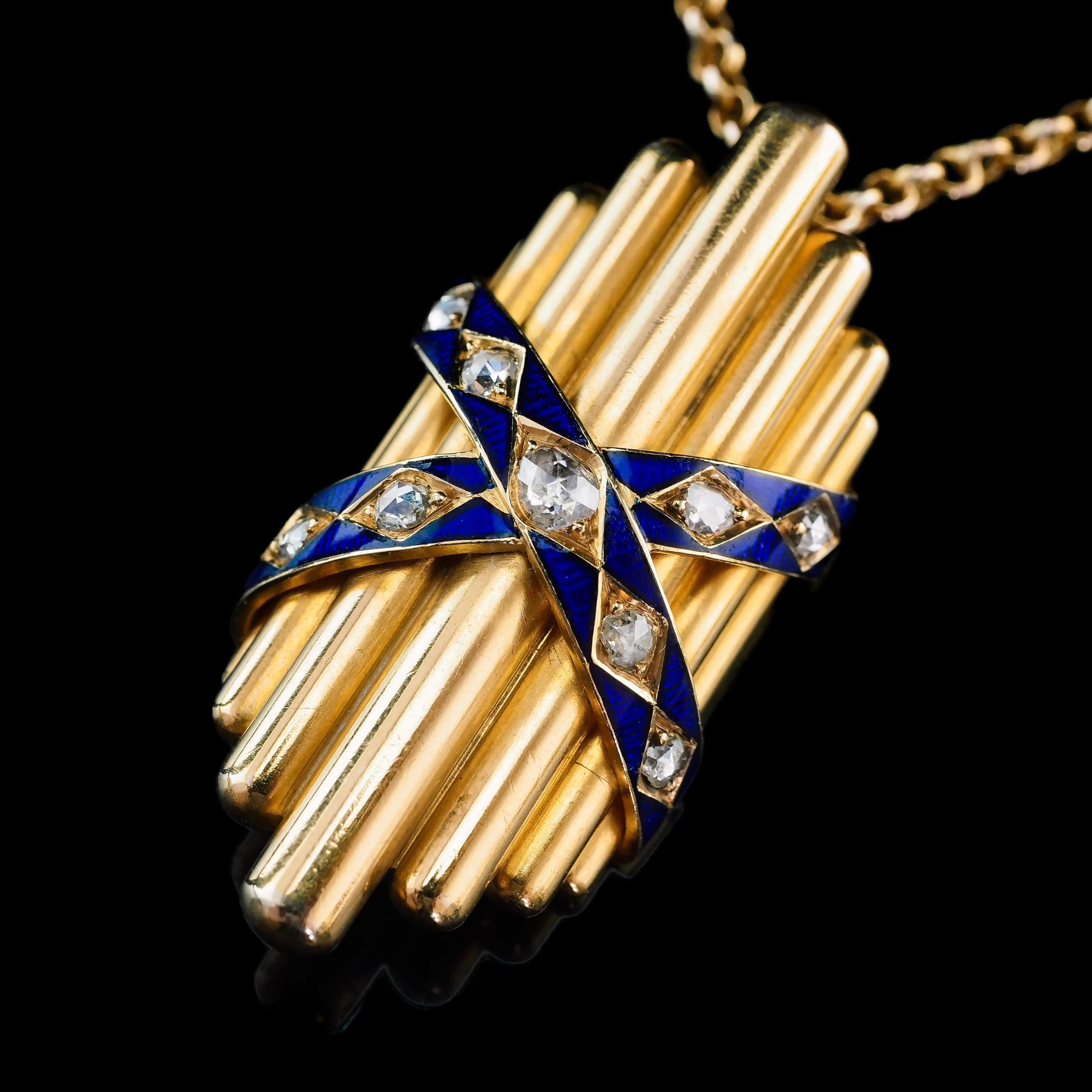 We are delighted to offer this stylish Victorian 18K gold antique pendant. (Please note, this listing is for the pendant only and does not include the antique belcher chain. We will, however, include a modern 9ct solid gold lace so it is ready to