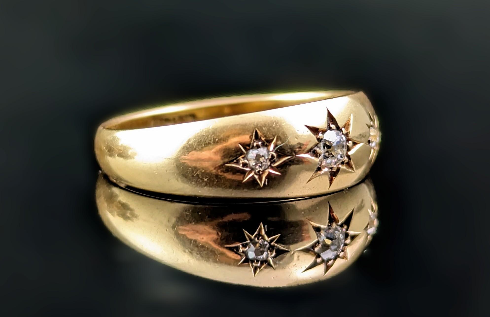 Old Mine Cut Antique 18k gold Diamond star set ring, celestial, Victorian 
