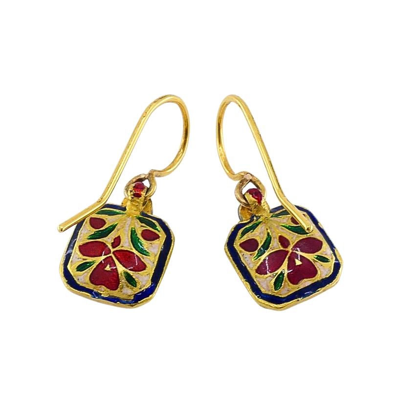 Antique 18k Gold Earrings Diamond Enamel Indian Origin For Sale 2
