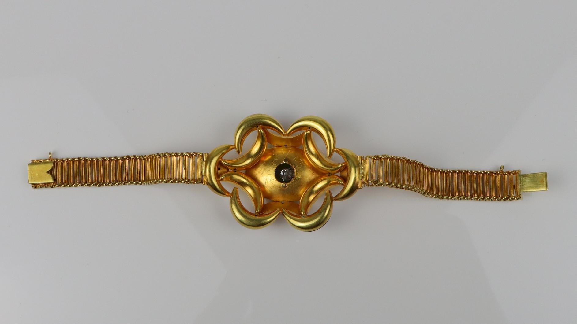 Antikes Armband aus 18 Karat Gold mit Emaille und Diamanten im Angebot 7