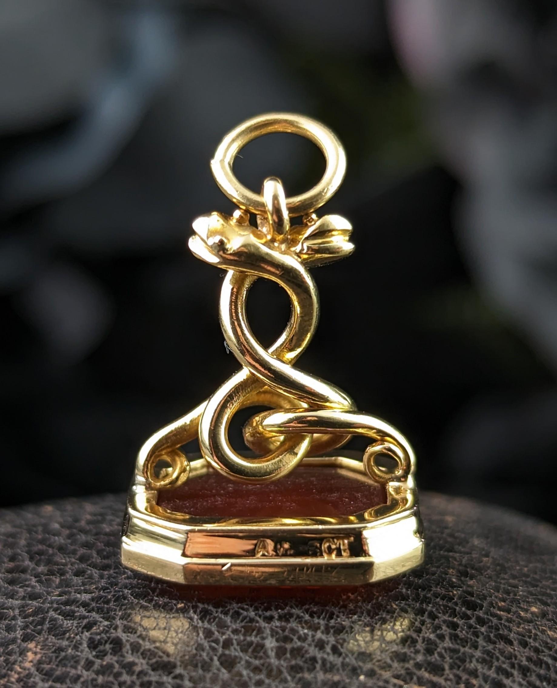 Antiker 18 Karat Gold verschlungener Schlangen-Siegel-Fob, Karneol im Angebot 9