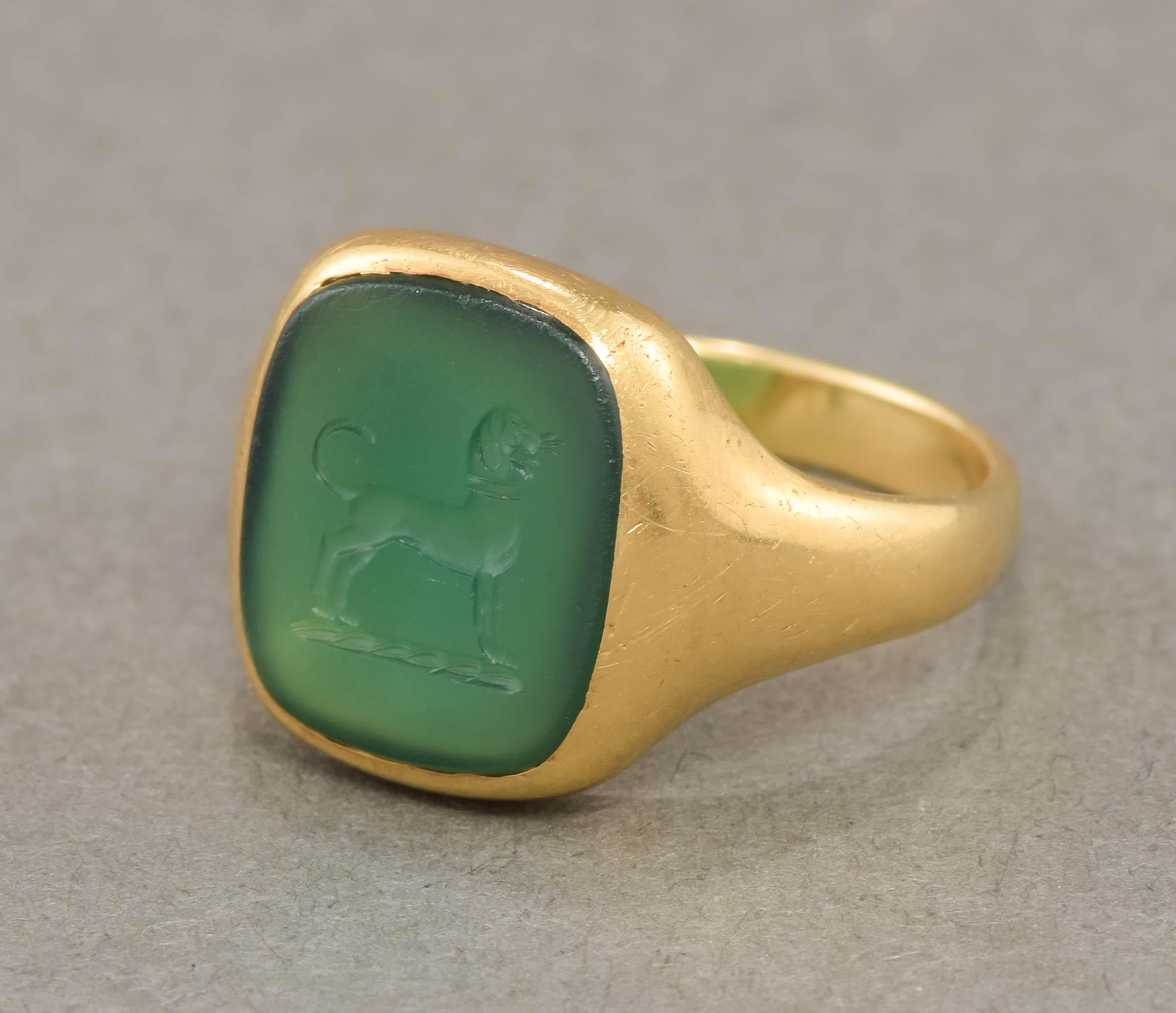 Antique 18K Gold Intaglio Dog Ring in Green Chalcedony 3