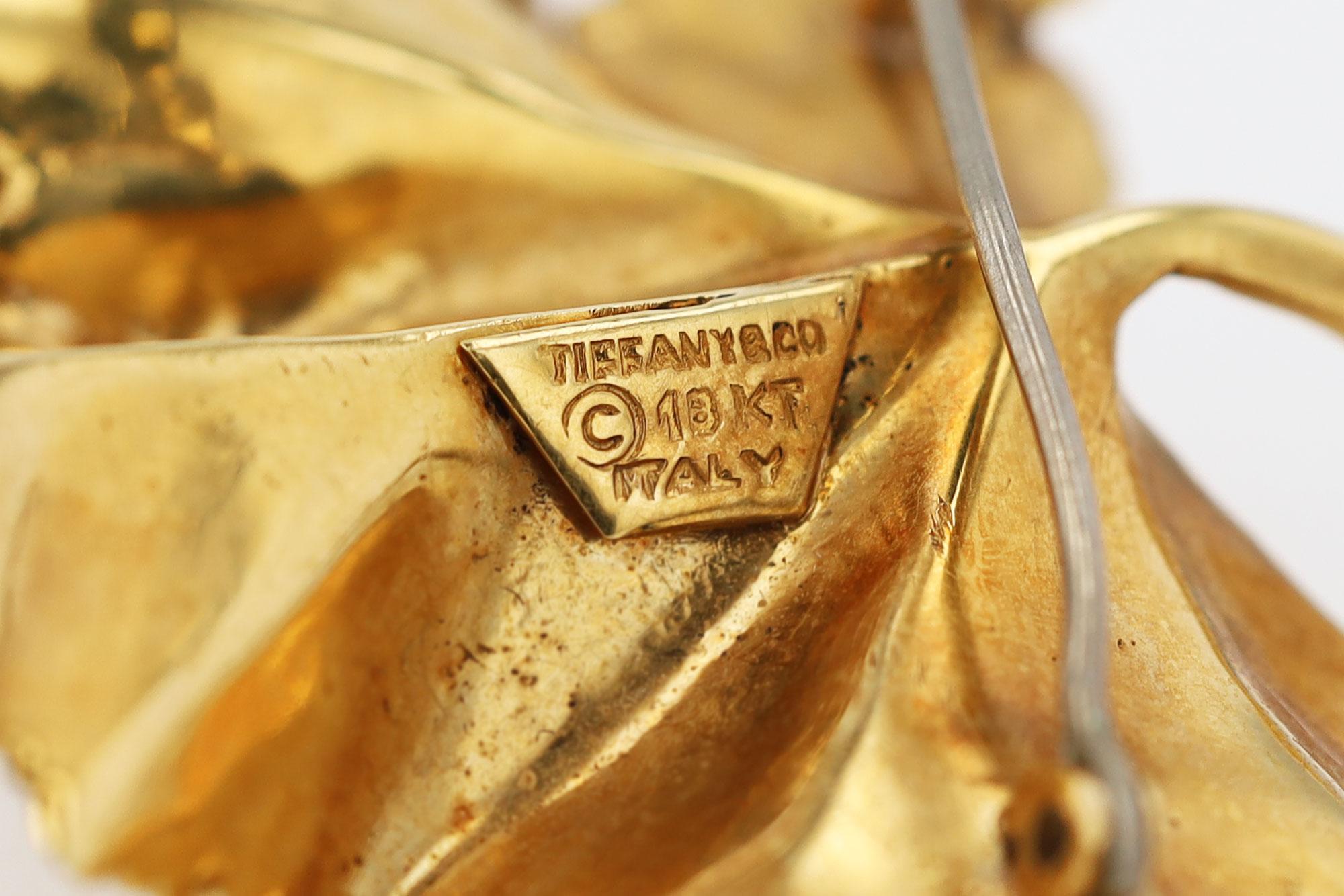 Antike 18 Karat Gold Große Tiffany Traubenblatt-Perlenbrosche (Art nouveau) im Angebot
