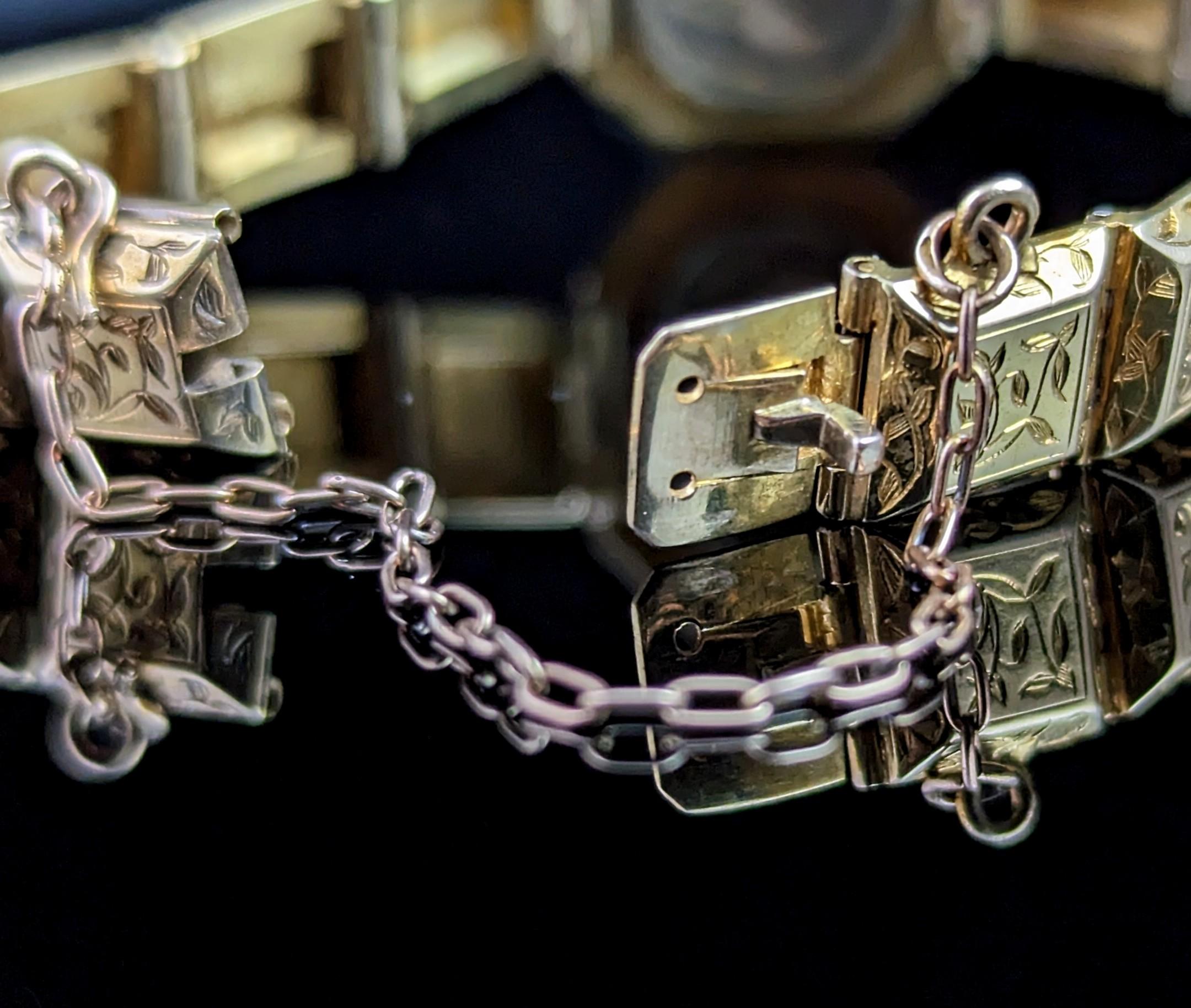 Bracelet de deuil victorien ancien en or 18 carats, émail bleu en vente 3