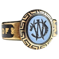 Antique 18k gold mourning ring, Black enamel, Agate, Victorian