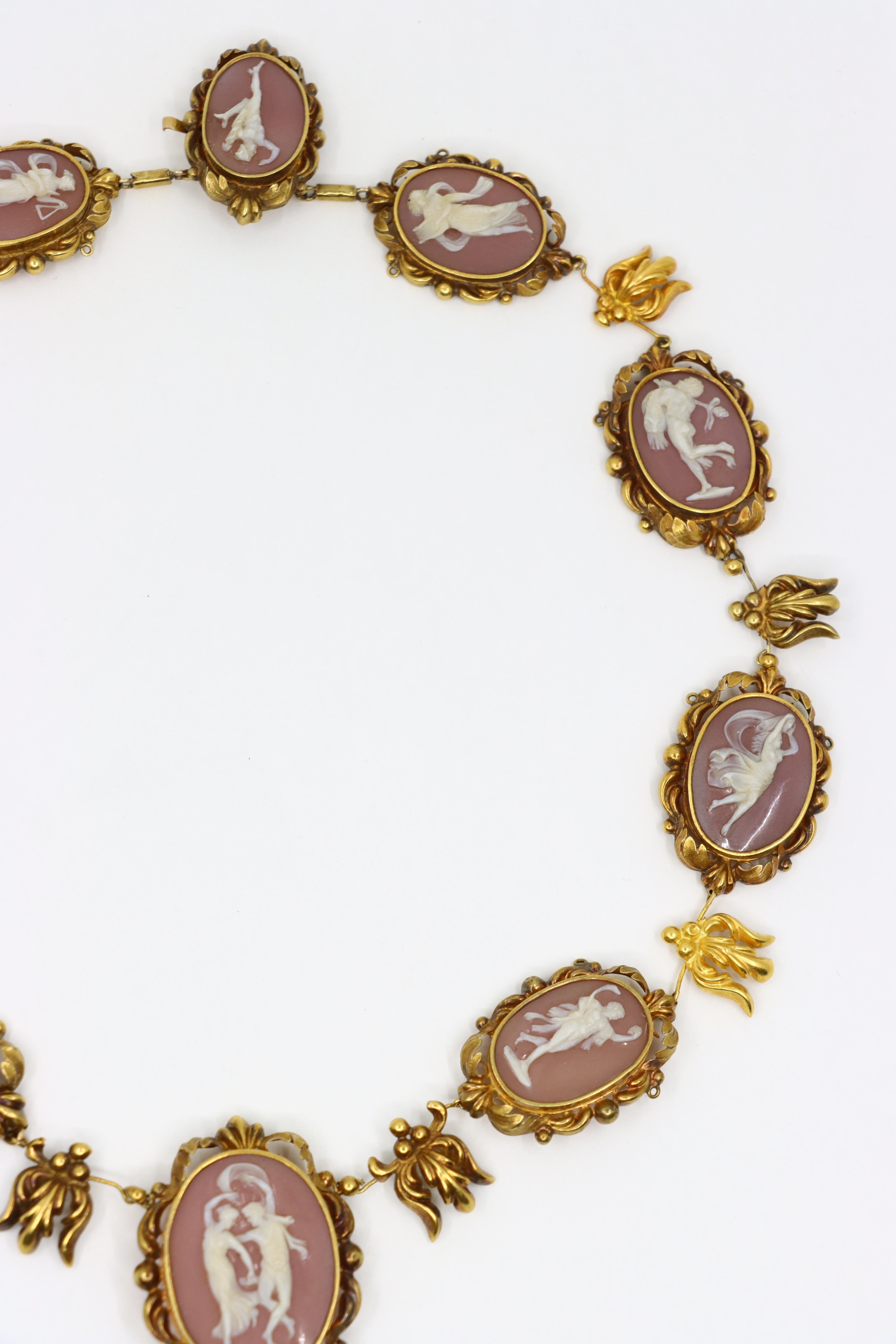 Women's or Men's Antique 18K Gold Pink Agate Cameo Necklace For Sale