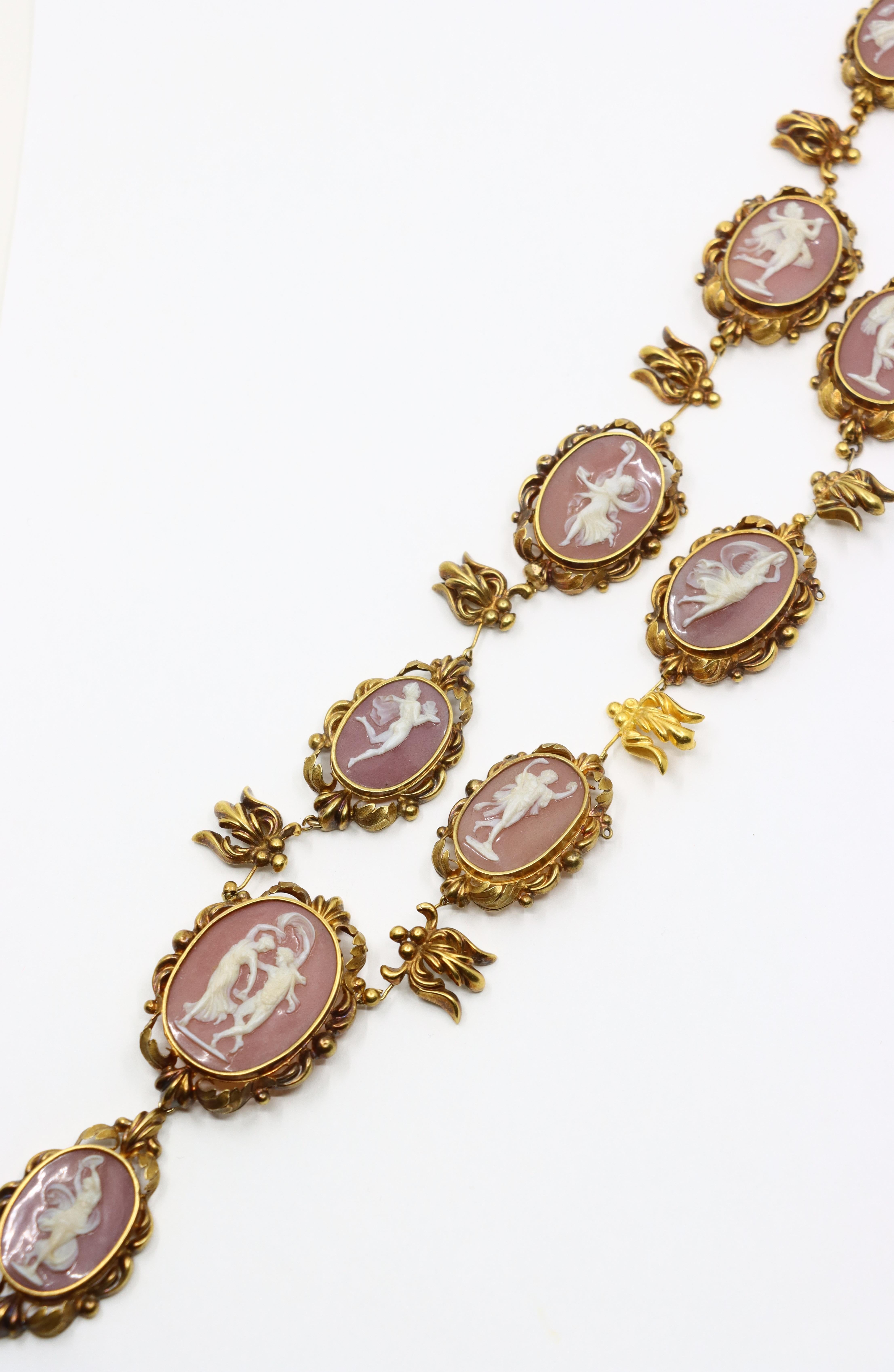 Antique 18K Gold Pink Agate Cameo Necklace For Sale 1