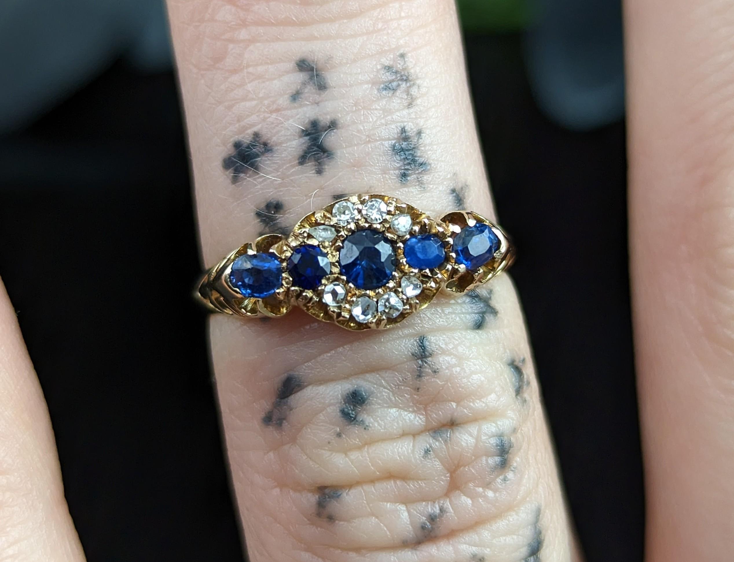 Women's Antique 18k gold Sapphire and Diamond cluster ring 
