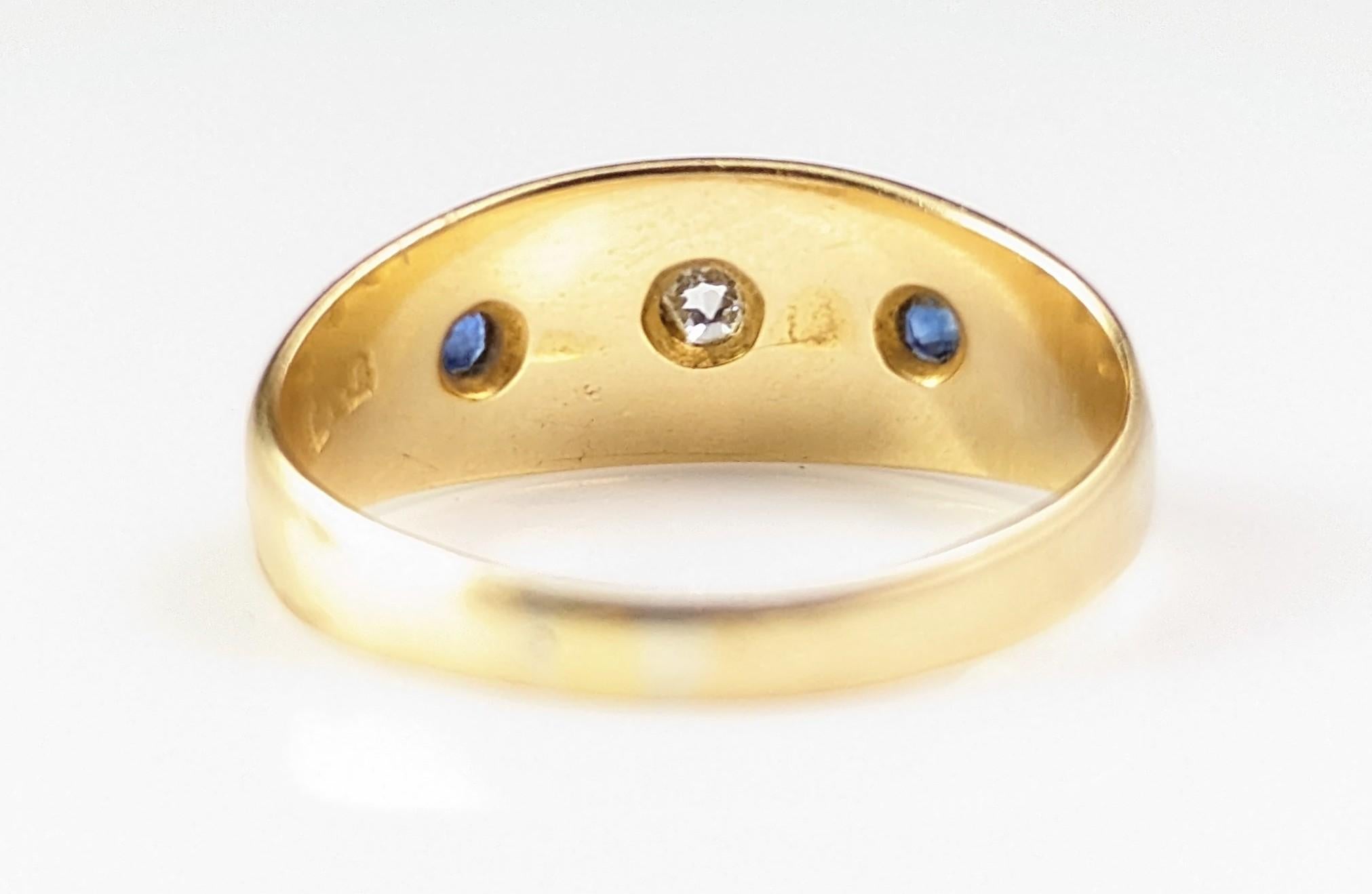 Antiker Ring aus 18 Karat Gold mit Saphiren und Diamanten in Sternfassung  im Angebot 5
