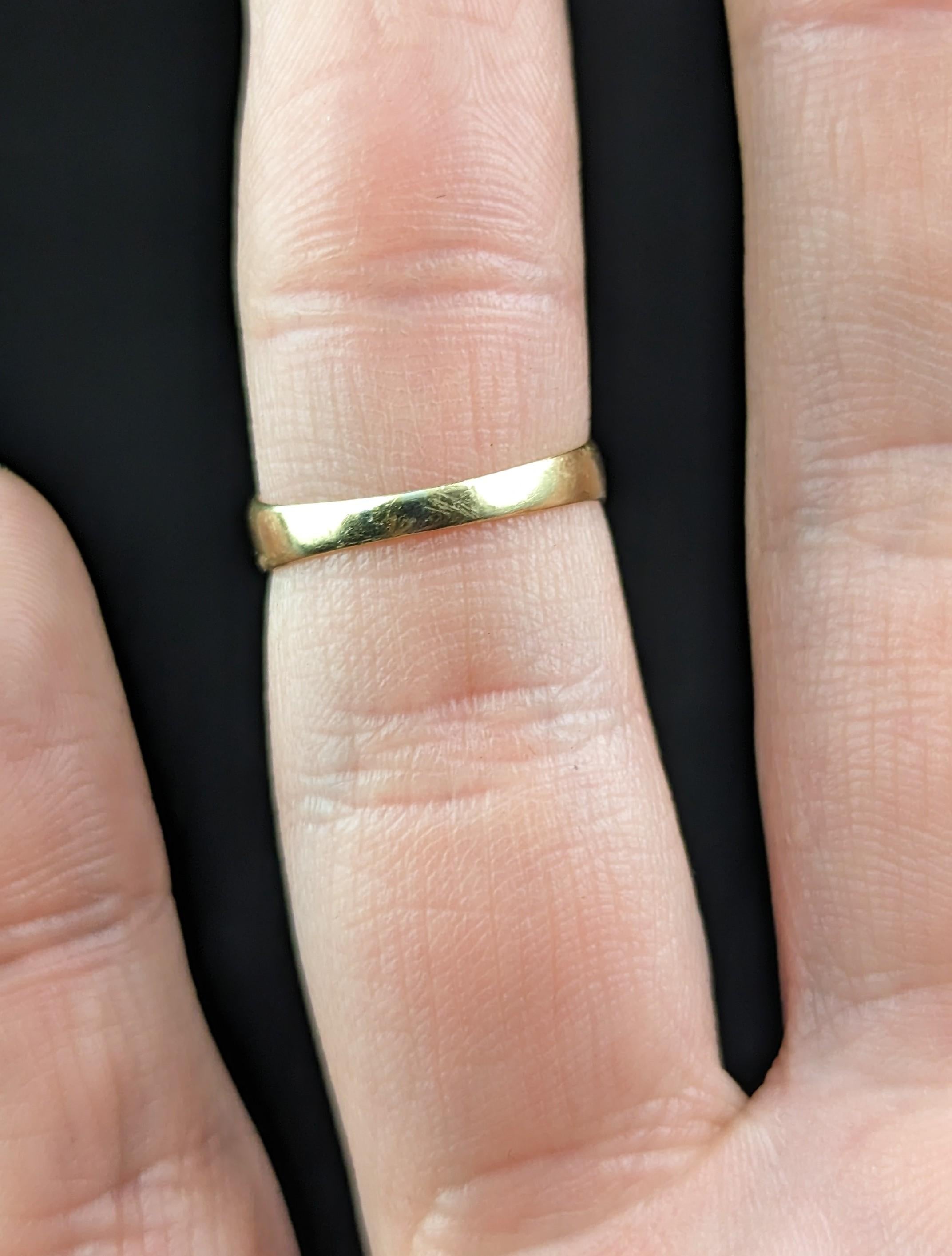 Antiker Ring aus 18 Karat Gold mit Saphiren und Diamanten in Sternfassung  im Angebot 2