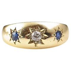 Antique 18k gold Sapphire and Diamond star set ring 