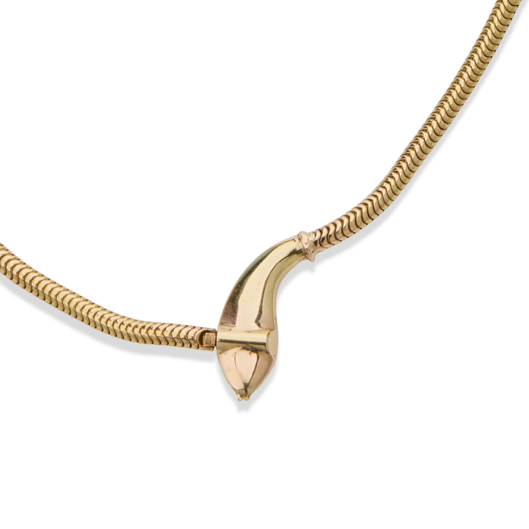 Collana antica a serpente in oro 18 carati In condizioni ottime in vendita a New York, NY