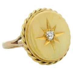 Antique 18K Gold Star Etched Diamond Round Top & Twisted Wire Frame Platter Ring
