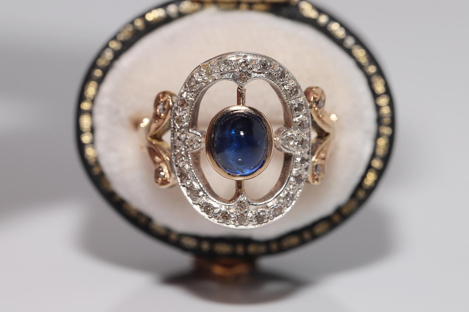 En très bon état.
Le poids total est de 5 grammes.
Au total, un diamant de 0,40 ct.
Le diamant est de couleur brun clair et de pureté s1-s2.
Totalement saphir 1.95 ct.
La taille de la bague est de 7 US
Nous pouvons fabriquer n'importe quelle