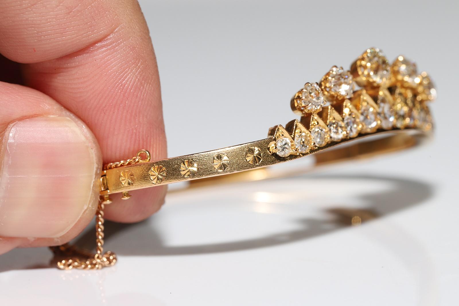 Antique 18k Gold Victorian Circa 1900s Natural Old Mine Cut Diamond Bracelet For Sale 8