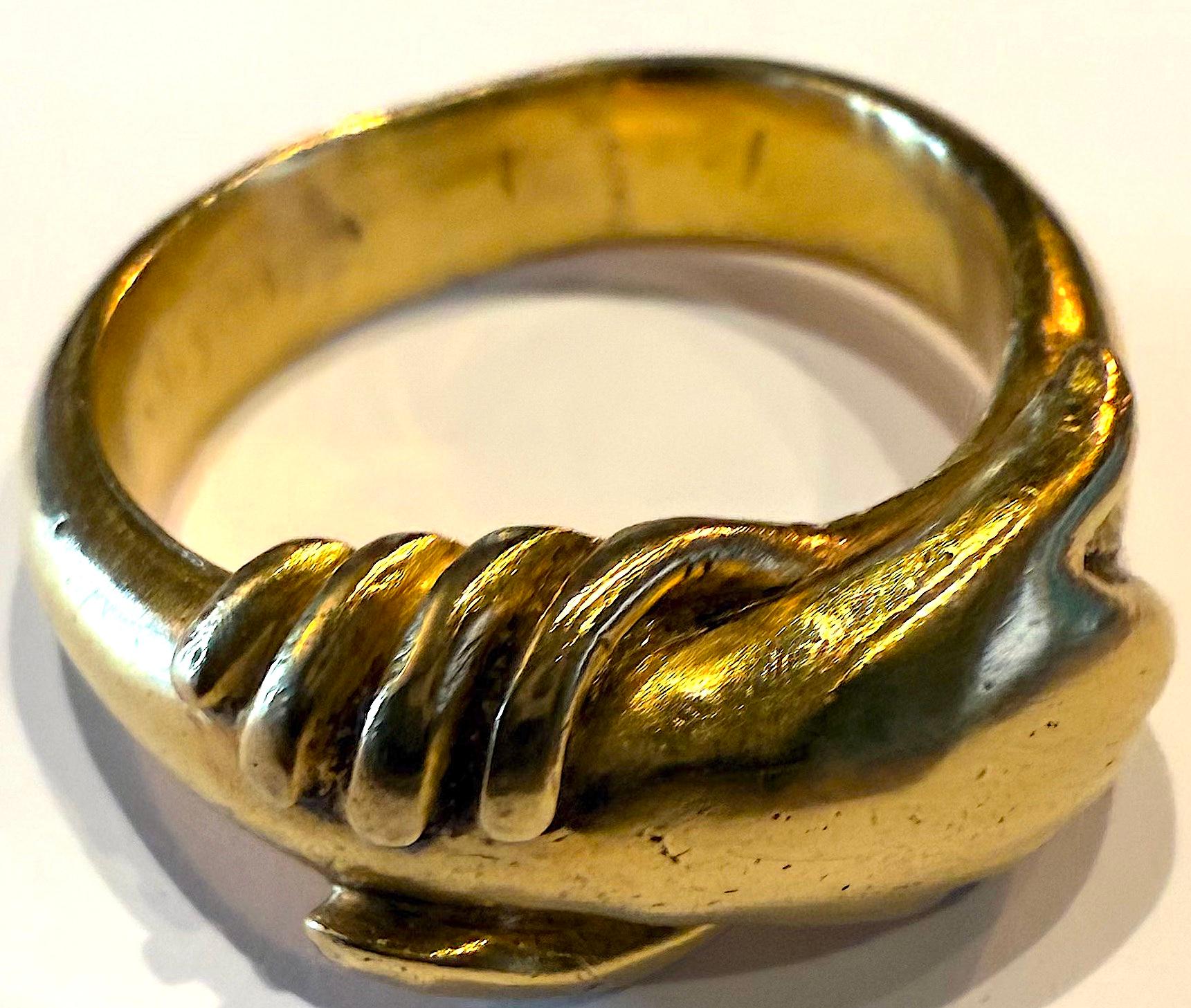 Victorian Antique 18K fede friendship ring circa 1880 For Sale