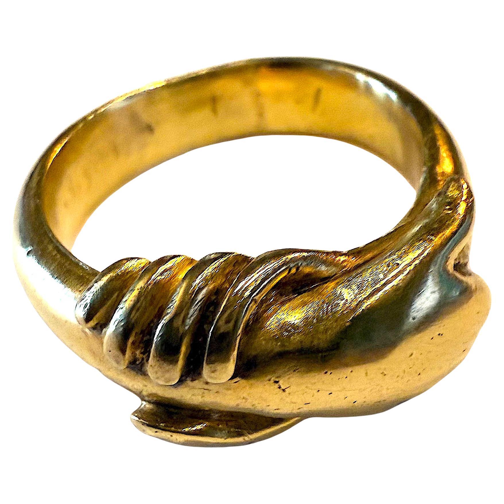 Antique 18K fede friendship ring circa 1880 For Sale
