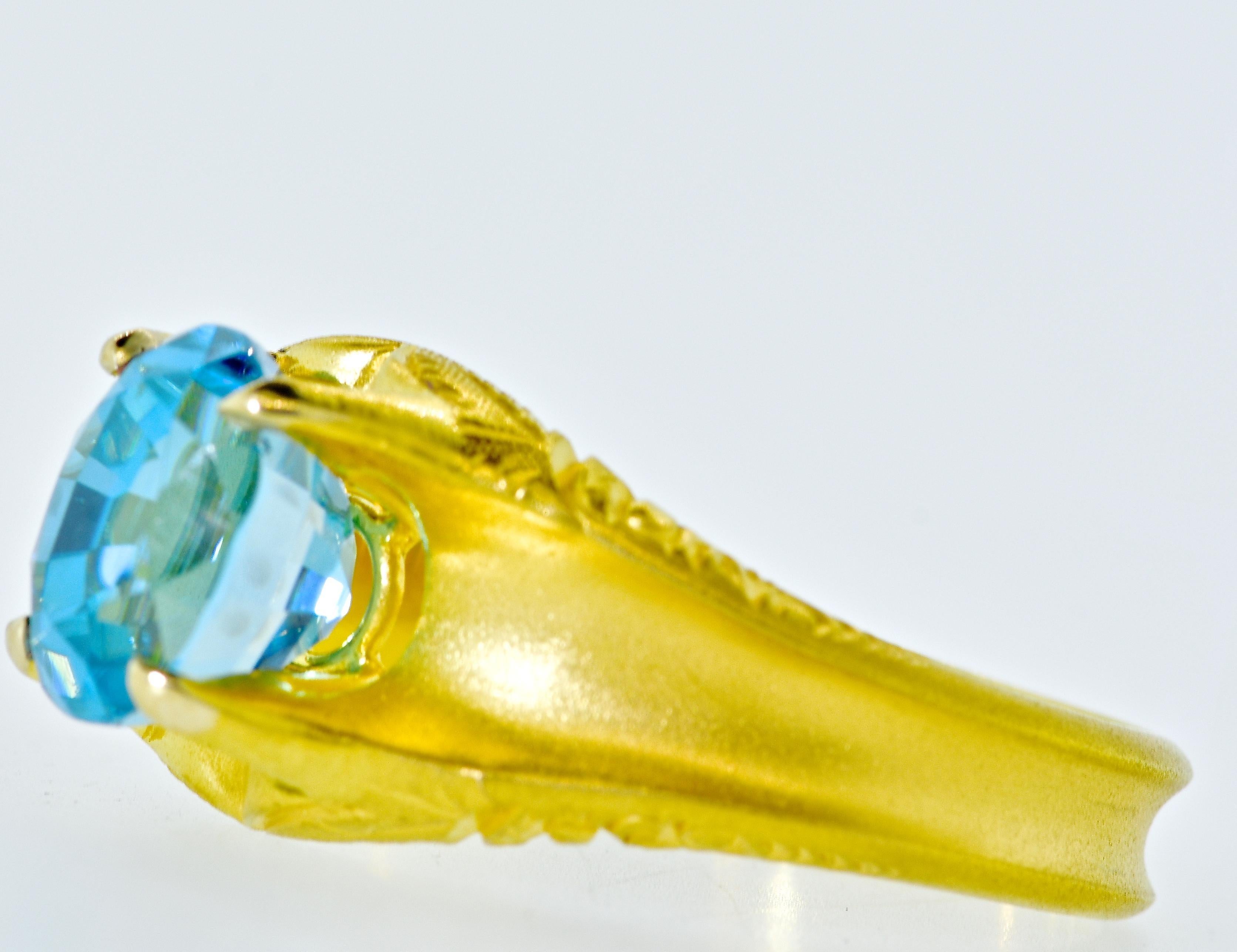 Antique 18K Ring possessing a Natural Very Fine Blue Zircon, circa 1890 For Sale 8