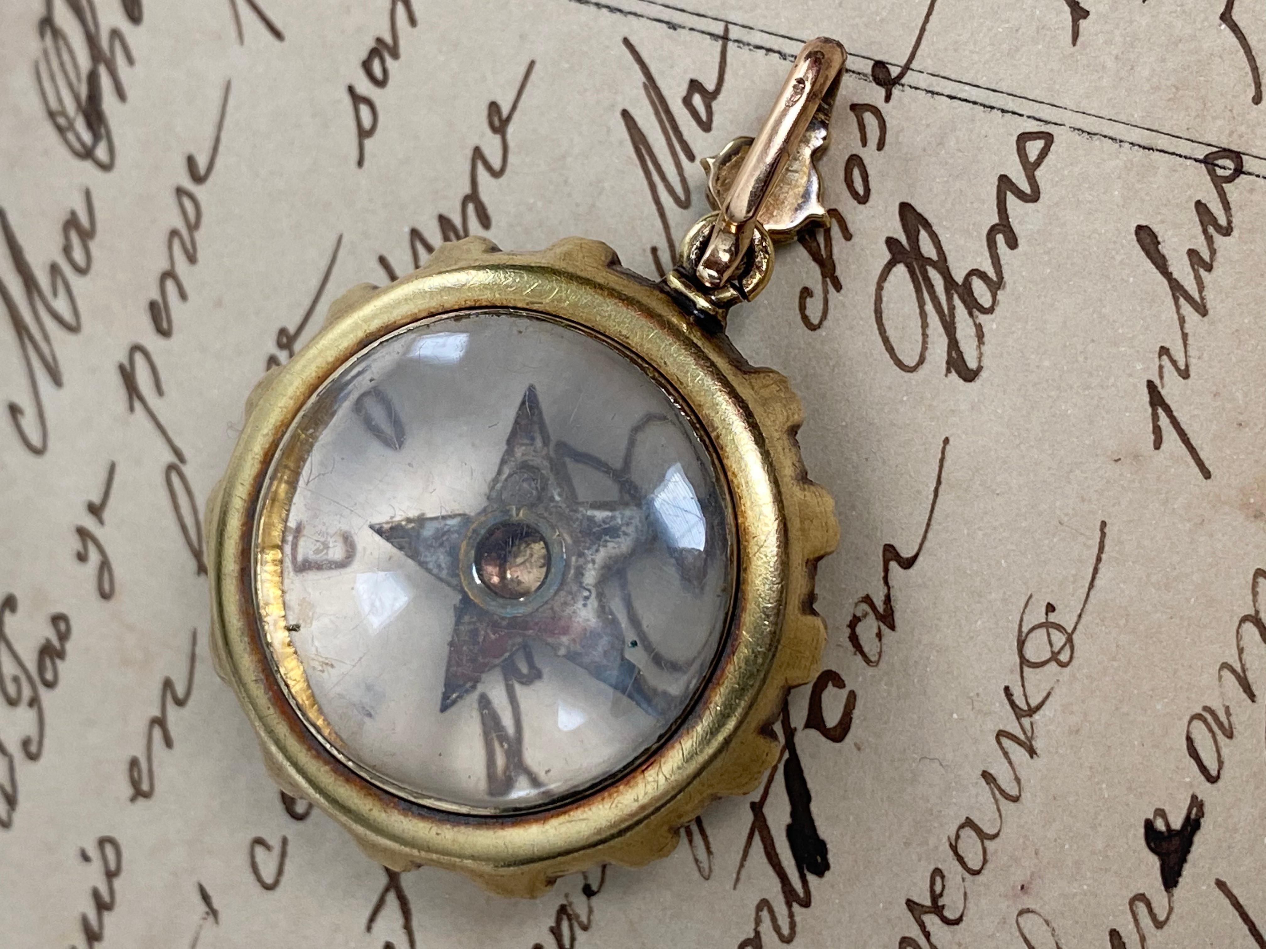Cabochon Antico ciondolo a forma di stella in cristallo di rocca, turchese e diamanti (18 carati) in vendita
