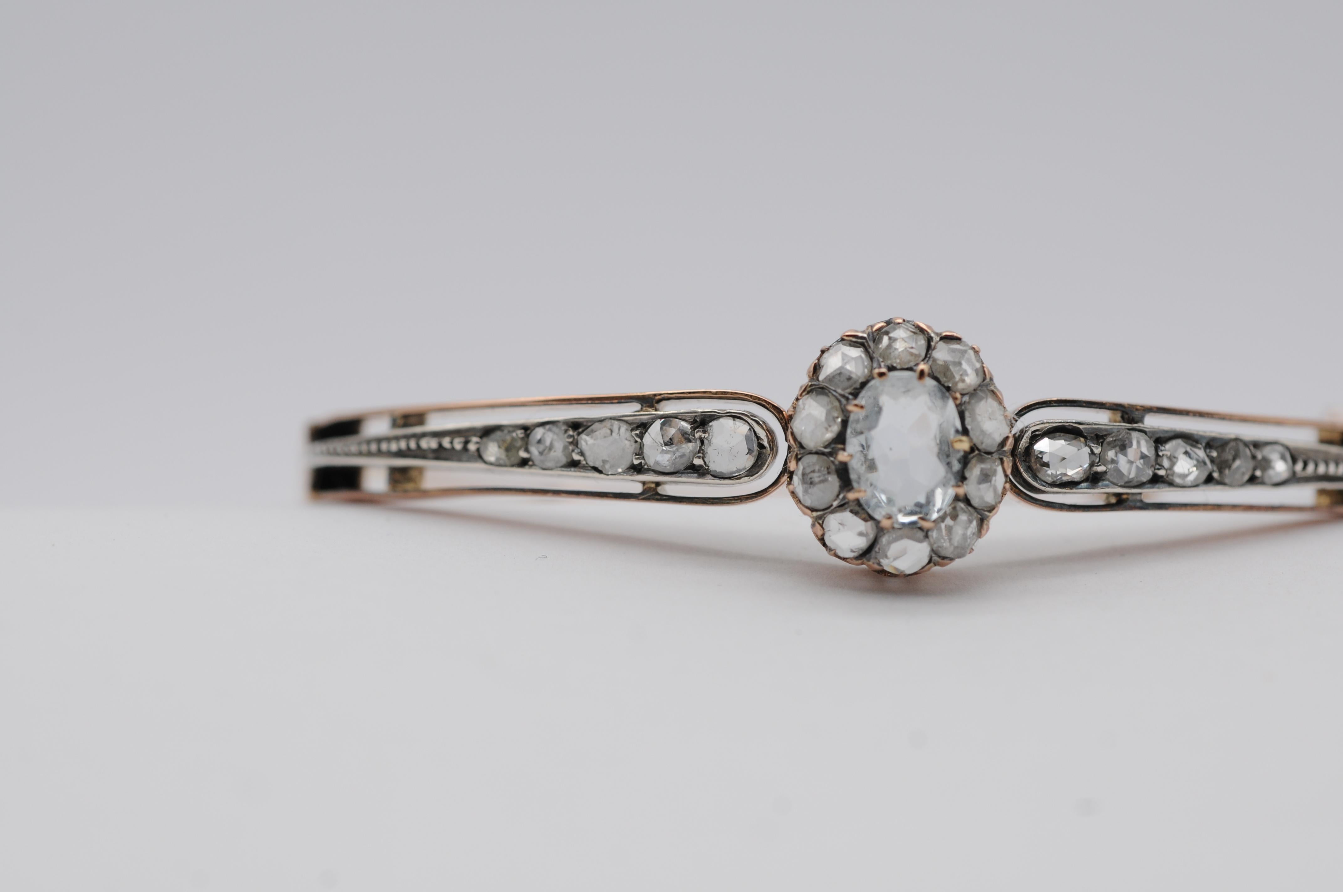 Bracelet ancien en or rose 18 carats avec aigue-marine de taille ancienne et diamants Bon état - En vente à Berlin, BE