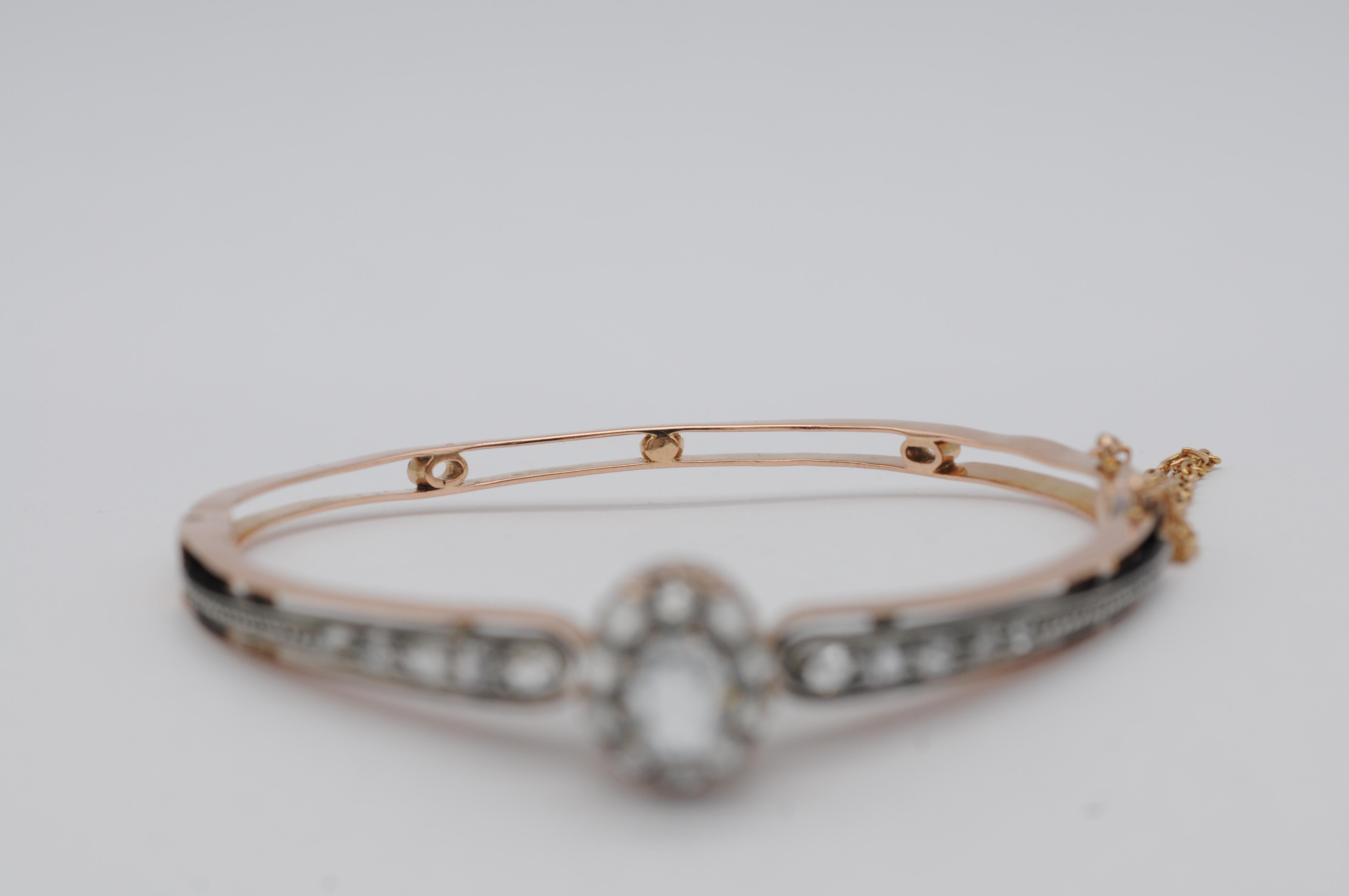 Bracelet ancien en or rose 18 carats avec aigue-marine de taille ancienne et diamants en vente 2