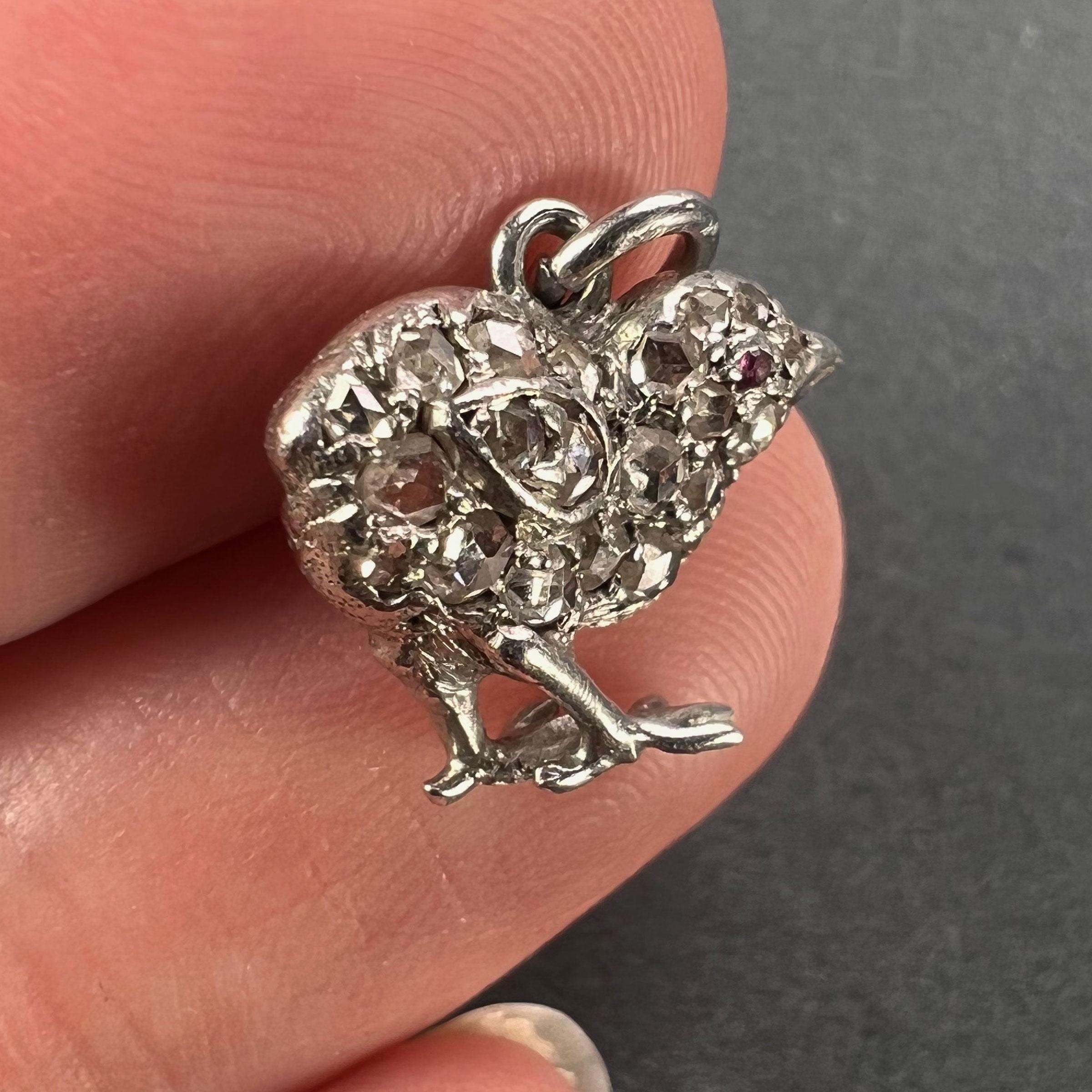 Ciondolo antico in oro rosa 18 carati, argento, rubino, diamante e pulcino in vendita 4