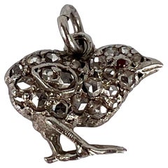 Antique pendentif breloque en or rose 18K argent rubis diamant poussin