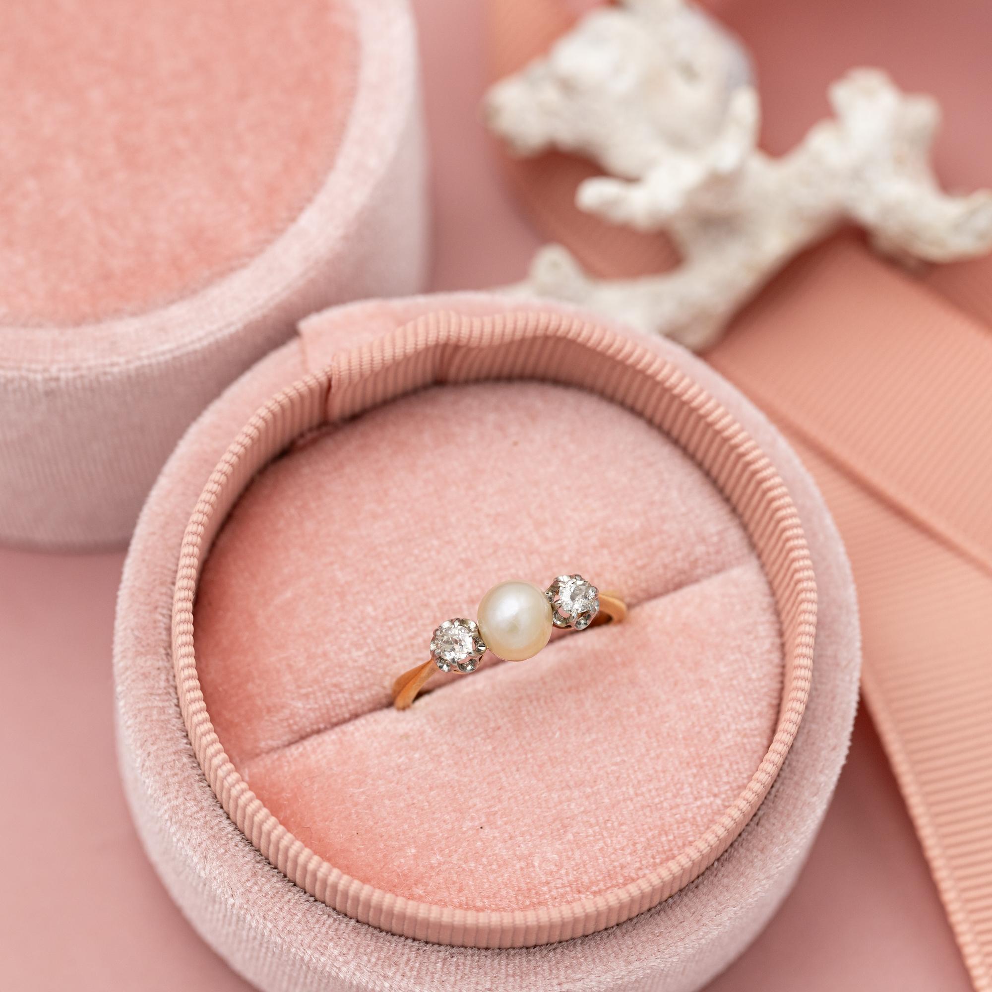Antique 18K three stone ring - Trilogy Ring - diamonds & pearl engagement ring 4