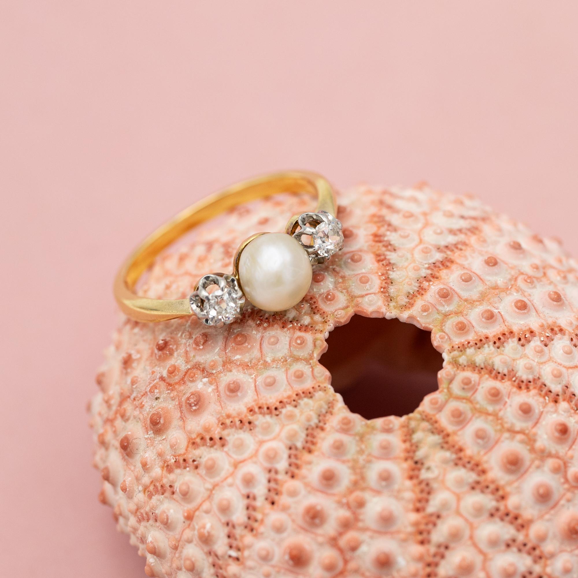 Antique 18K three stone ring - Trilogy Ring - diamonds & pearl engagement ring 2