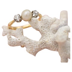 Antique 18K three stone ring - Trilogy Ring - diamonds & pearl engagement ring