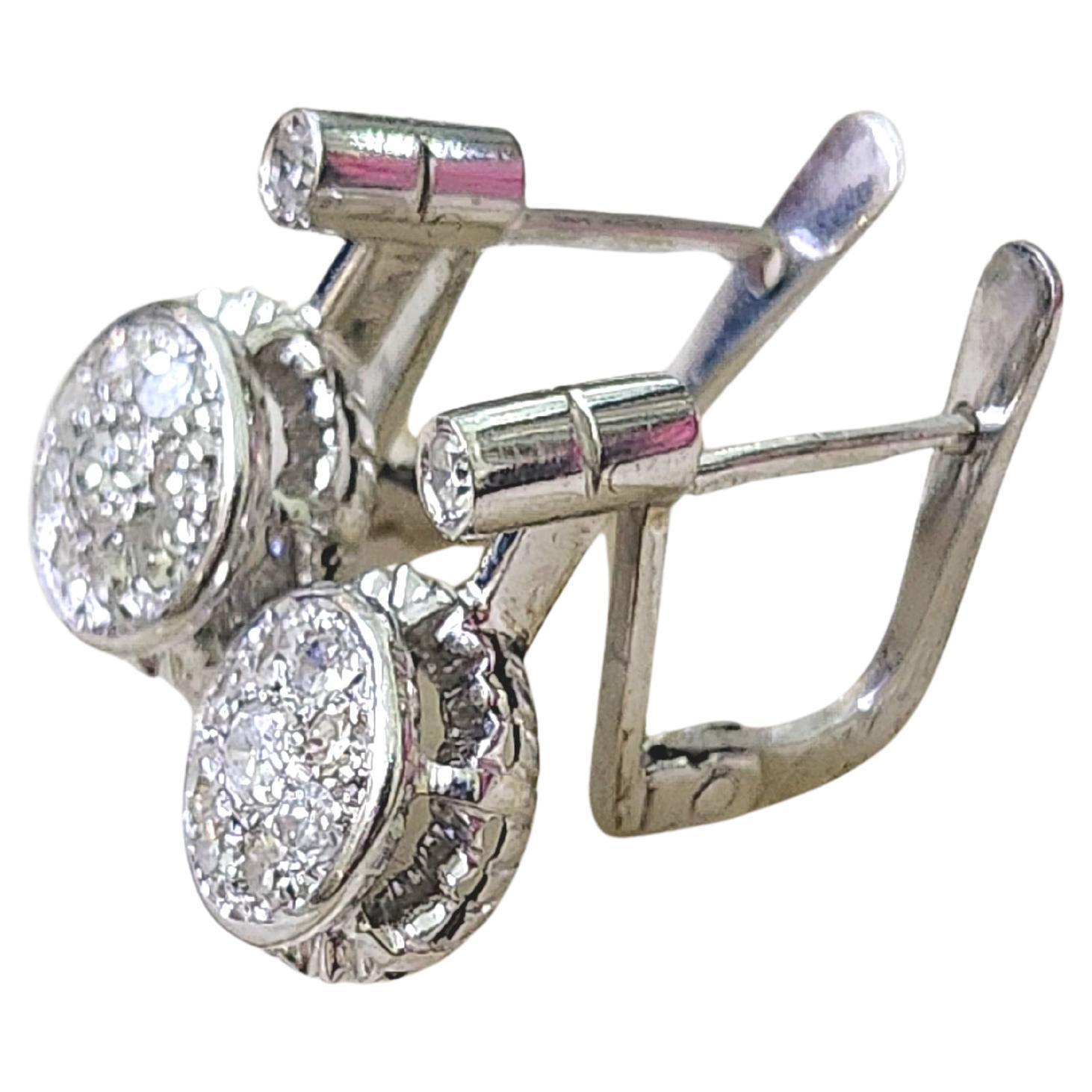 Boucles d'oreilles anciennes 1920 en or blanc 18k ludiques avec un poids de diamant estimé à 0.75 carats H couleur blanc vvs clarté excellente étincelle boucles d'oreilles tête diamètre 9.75mm et 2.5 cm de longueur 