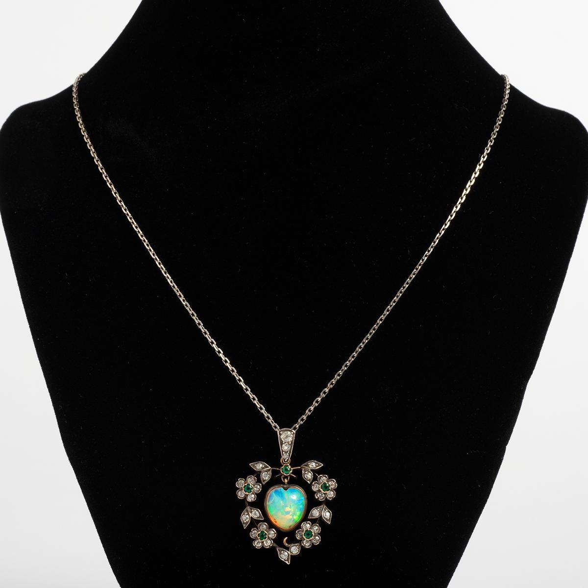 Round Cut Victorian 18 Carat White Gold Necklace with Diamonds, Emeralds and Opal Stone. For Sale