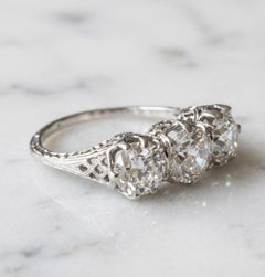 Antique 18K White Gold Old-Cut Diamond Trilogy Ring