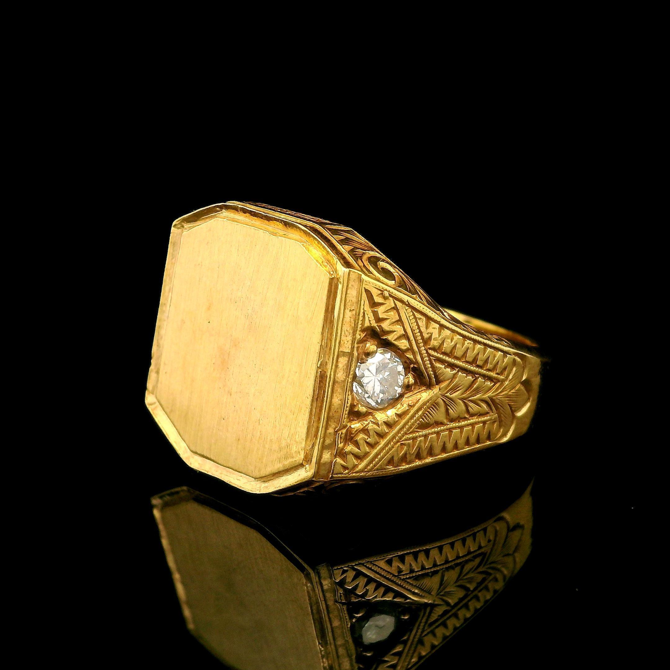 Antique 18k Yellow Gold 0.35ctw Old European Diamond Hand Engraved Signet Ring In Excellent Condition For Sale In Montclair, NJ