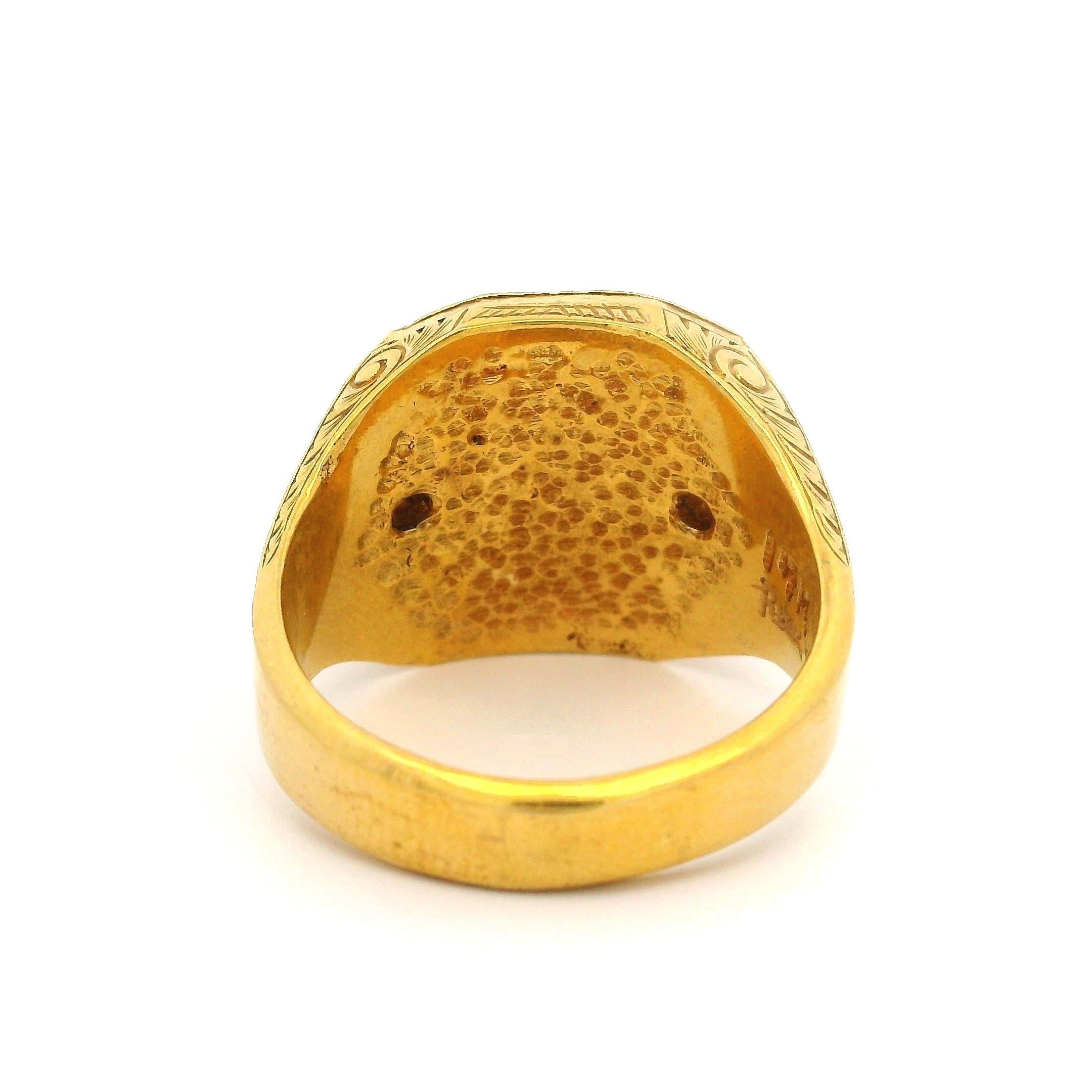 Antique 18k Yellow Gold 0.35ctw Old European Diamond Hand Engraved Signet Ring For Sale 3