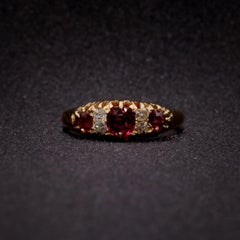 Antique 18K Yellow Gold 0.94tgw Ruby and Diamond 7 Stone Ring