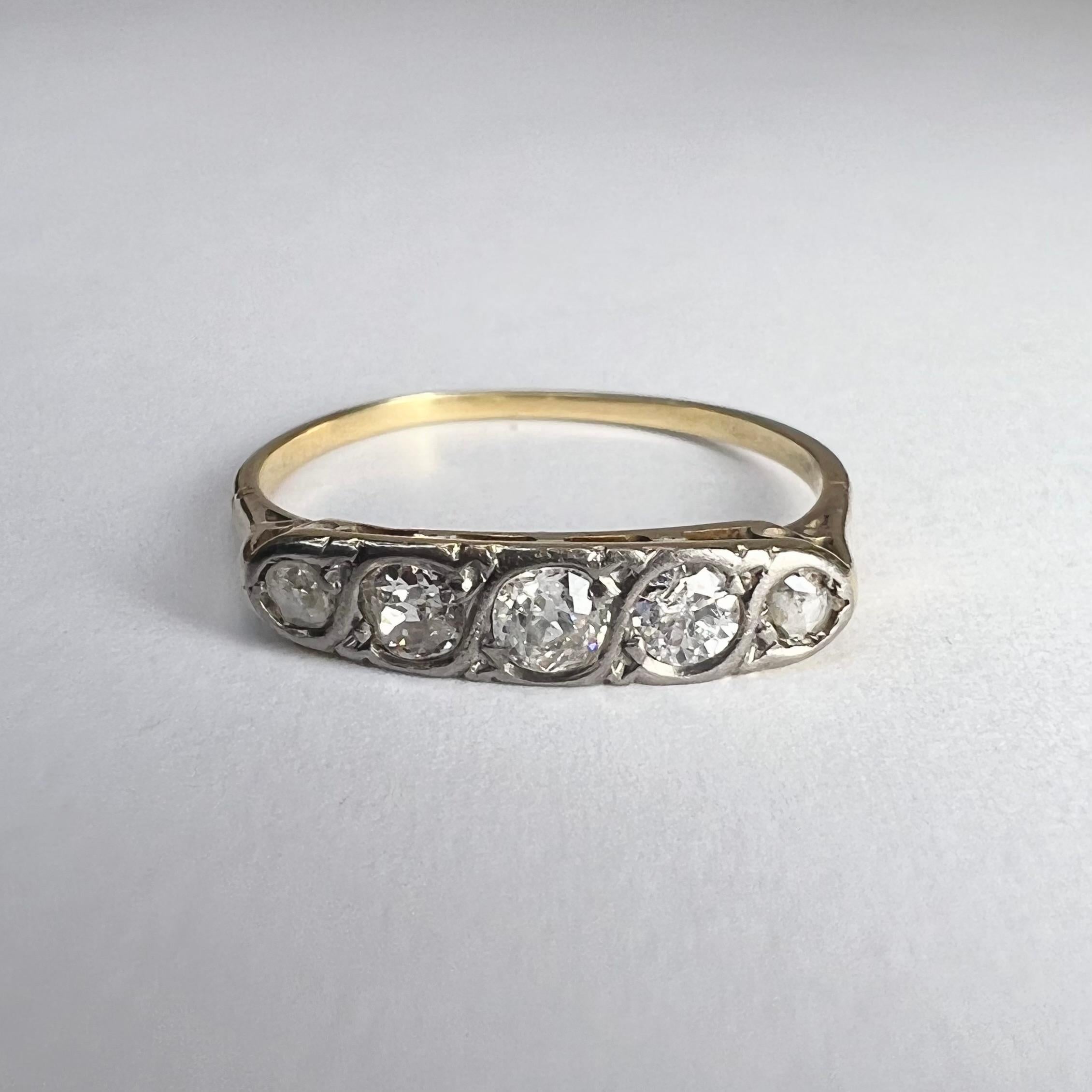 Edwardian Antique 18K Yellow Gold and Platinum 0.45CTW Diamond Ring Band For Sale