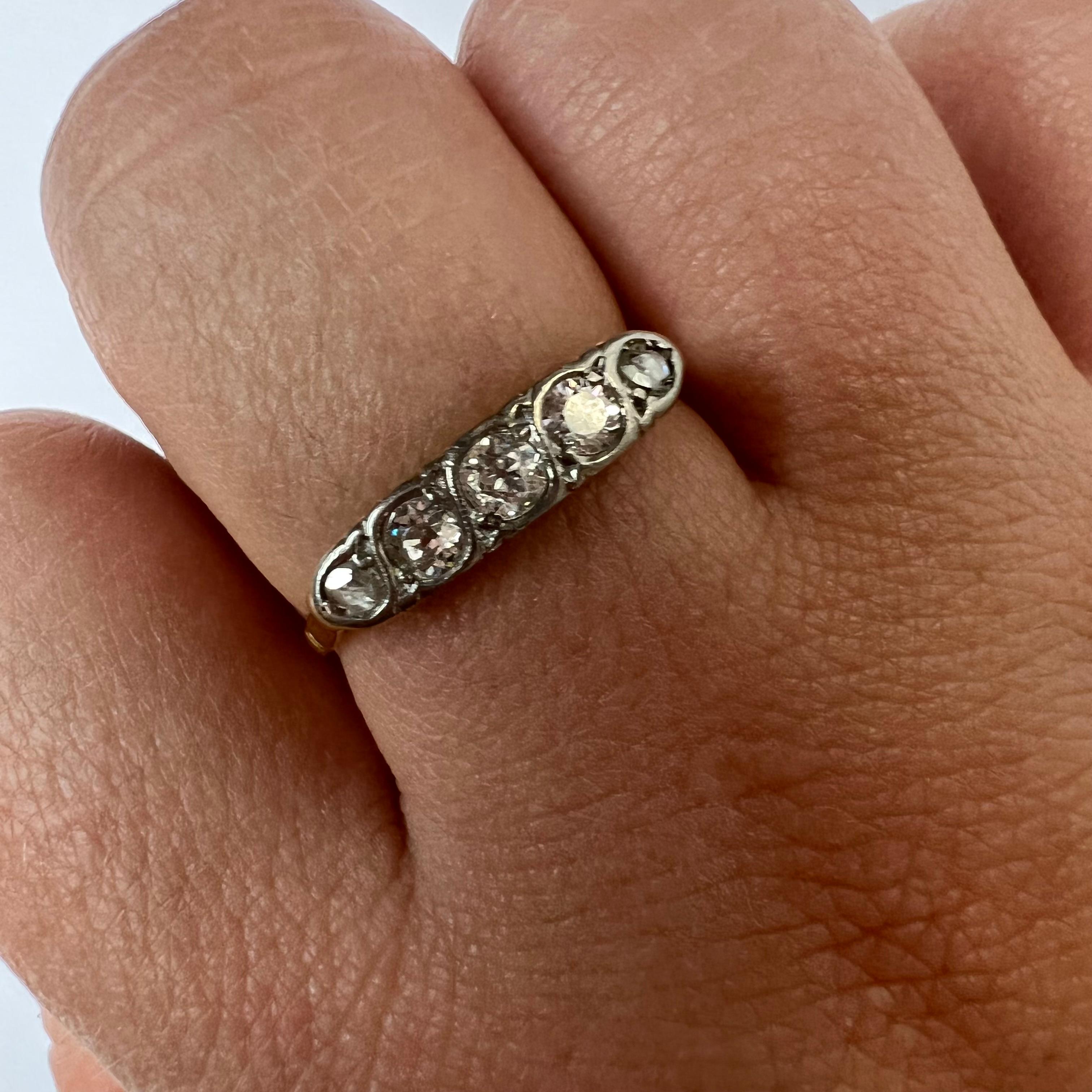 Antique 18K Yellow Gold and Platinum 0.45CTW Diamond Ring Band For Sale 2